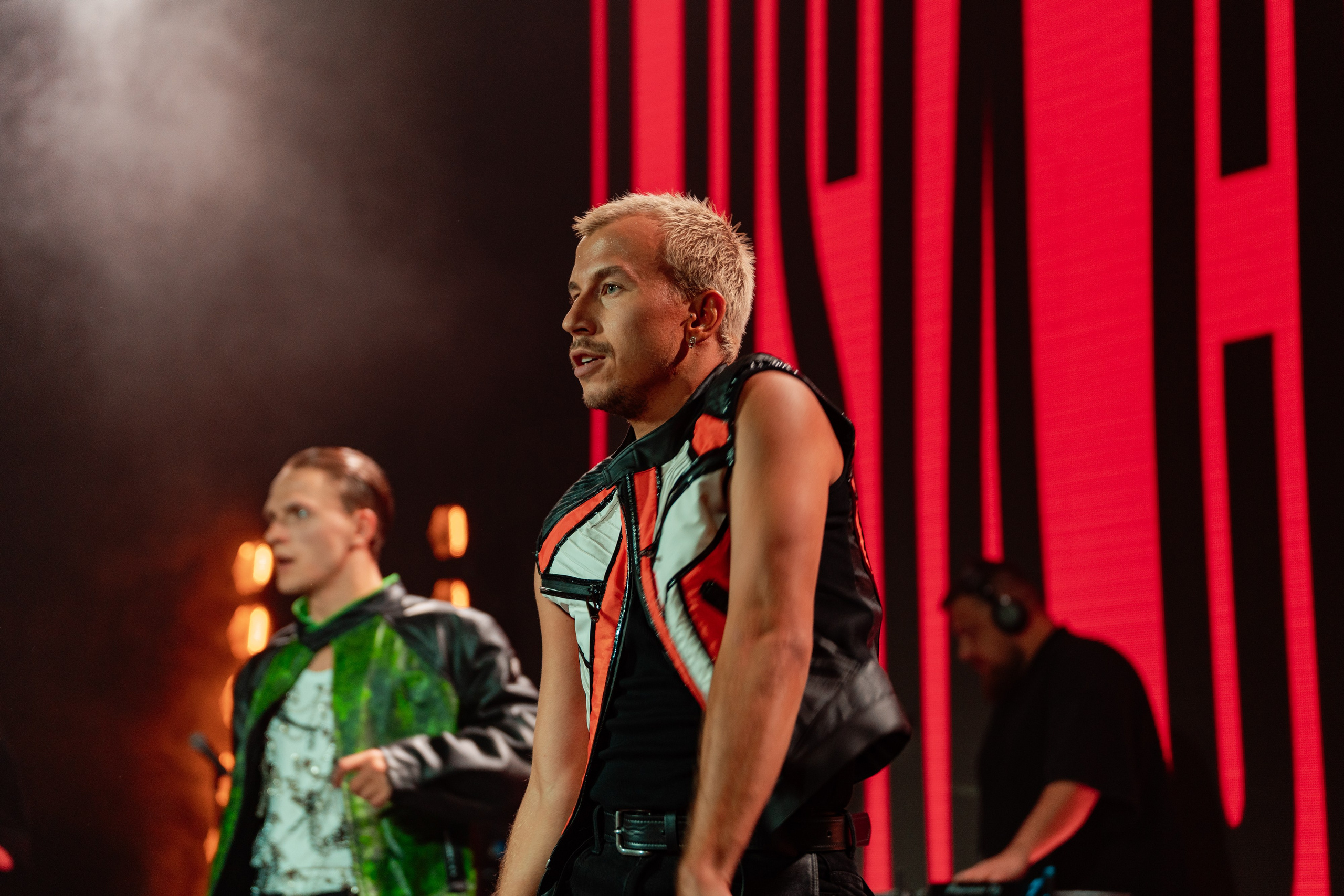 Люся Чеботина — фото с концерта. Репортажный фотограф в Москве Измалков Артем