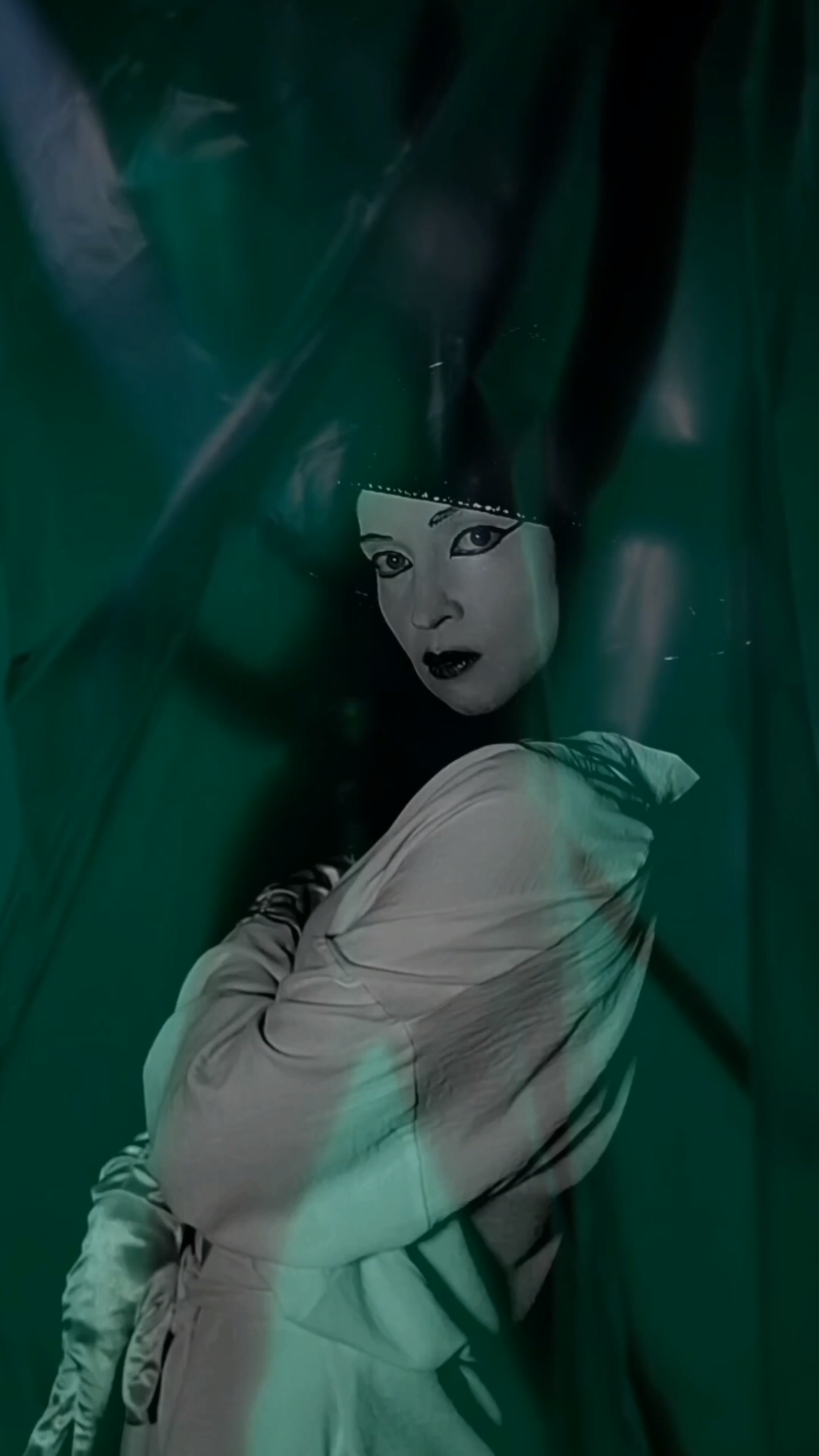 The Emerald Room. Yulia Yurchevskaya | Art Director & Visual Visionary
