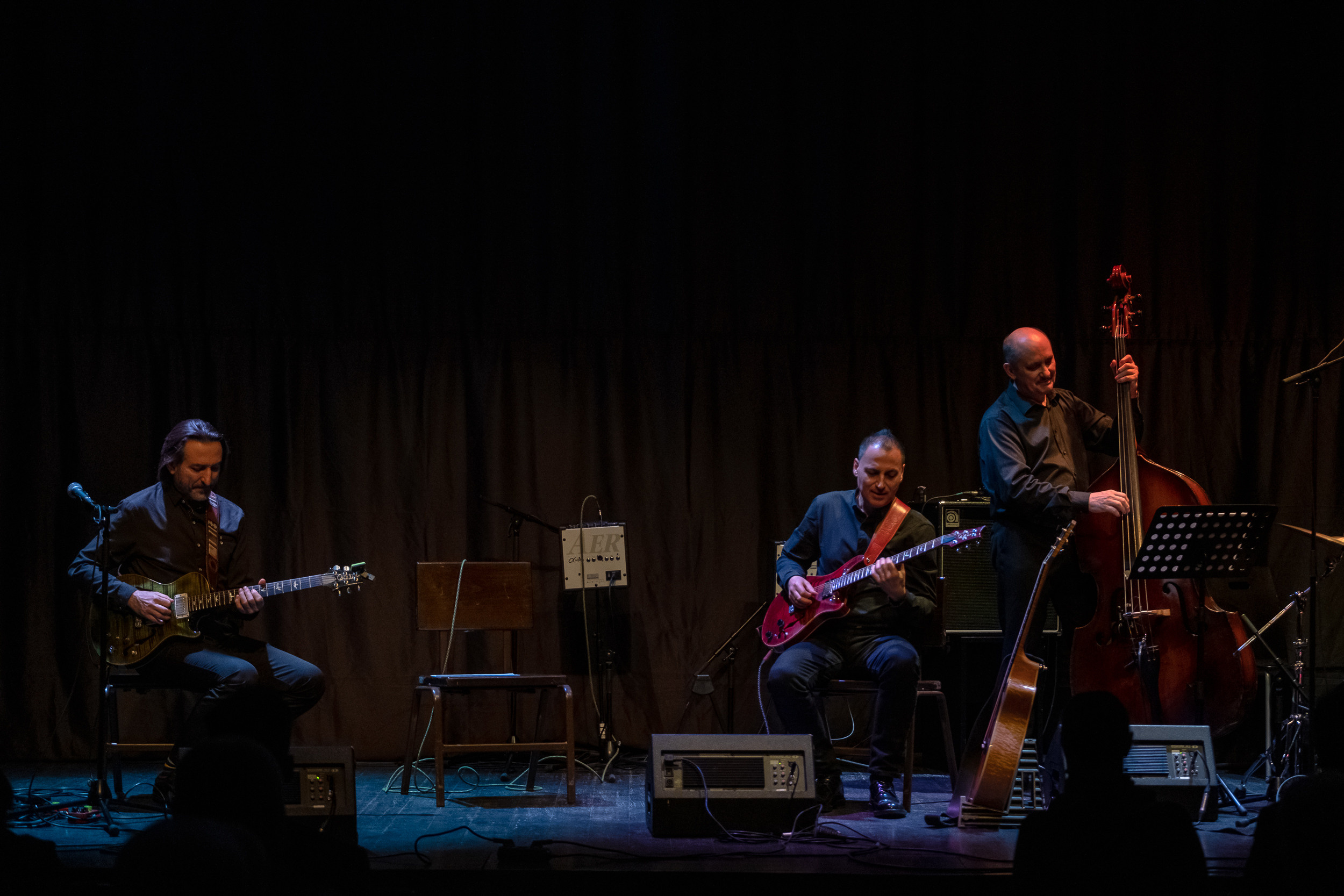 Концерт GUITARMONSTERS Ильдар Казаханов Гасан Багиров Алексей Кузнецов. Фотограф в Санкт-Петербурге и Москве Юлия Паршакова