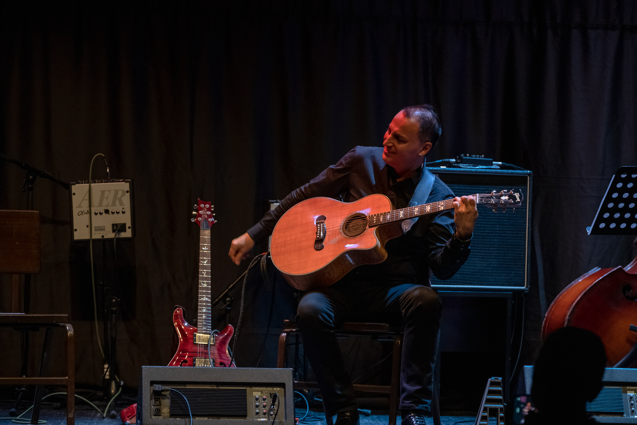 Концерт GUITARMONSTERS Ильдар Казаханов Гасан Багиров Алексей Кузнецов. Фотограф в Санкт-Петербурге и Москве Юлия Паршакова