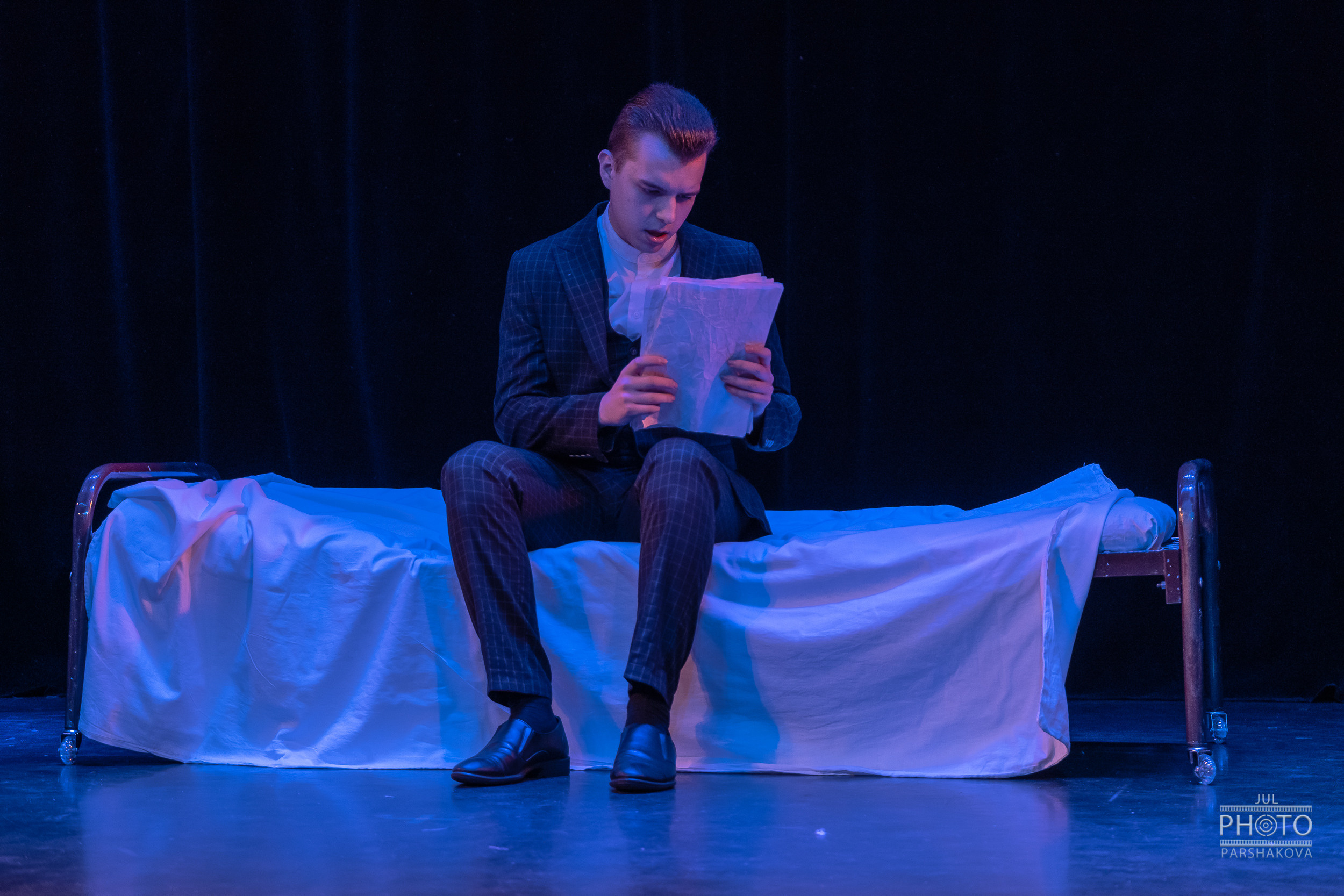 Дипломный спектакль Рукописи не горят. Фотограф в Санкт-Петербурге и Москве Юлия Паршакова
