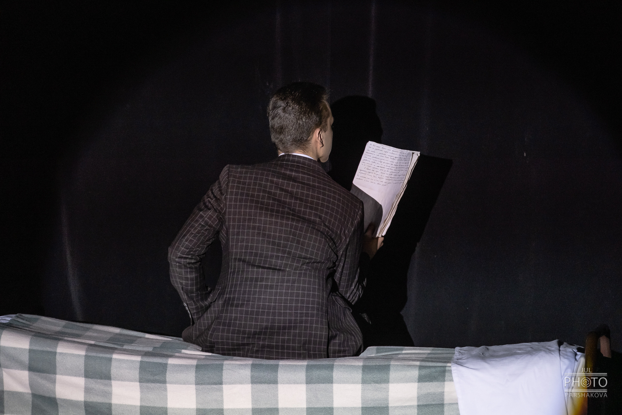 Дипломный спектакль Рукописи не горят. Фотограф в Санкт-Петербурге и Москве Юлия Паршакова