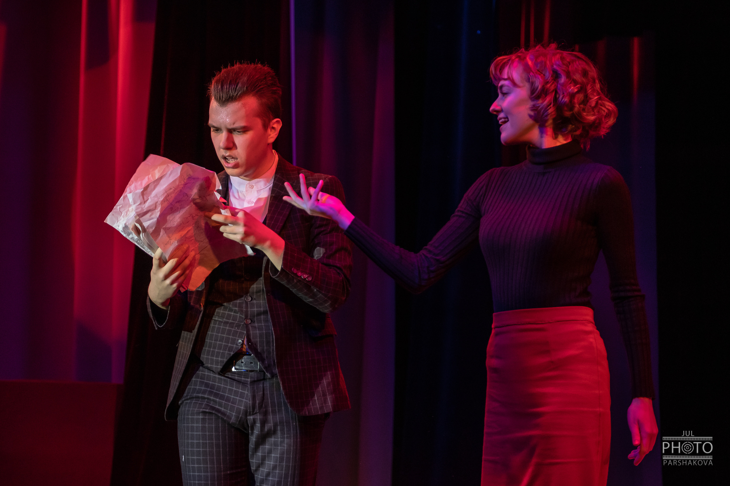 Дипломный спектакль Рукописи не горят. Фотограф в Санкт-Петербурге и Москве Юлия Паршакова