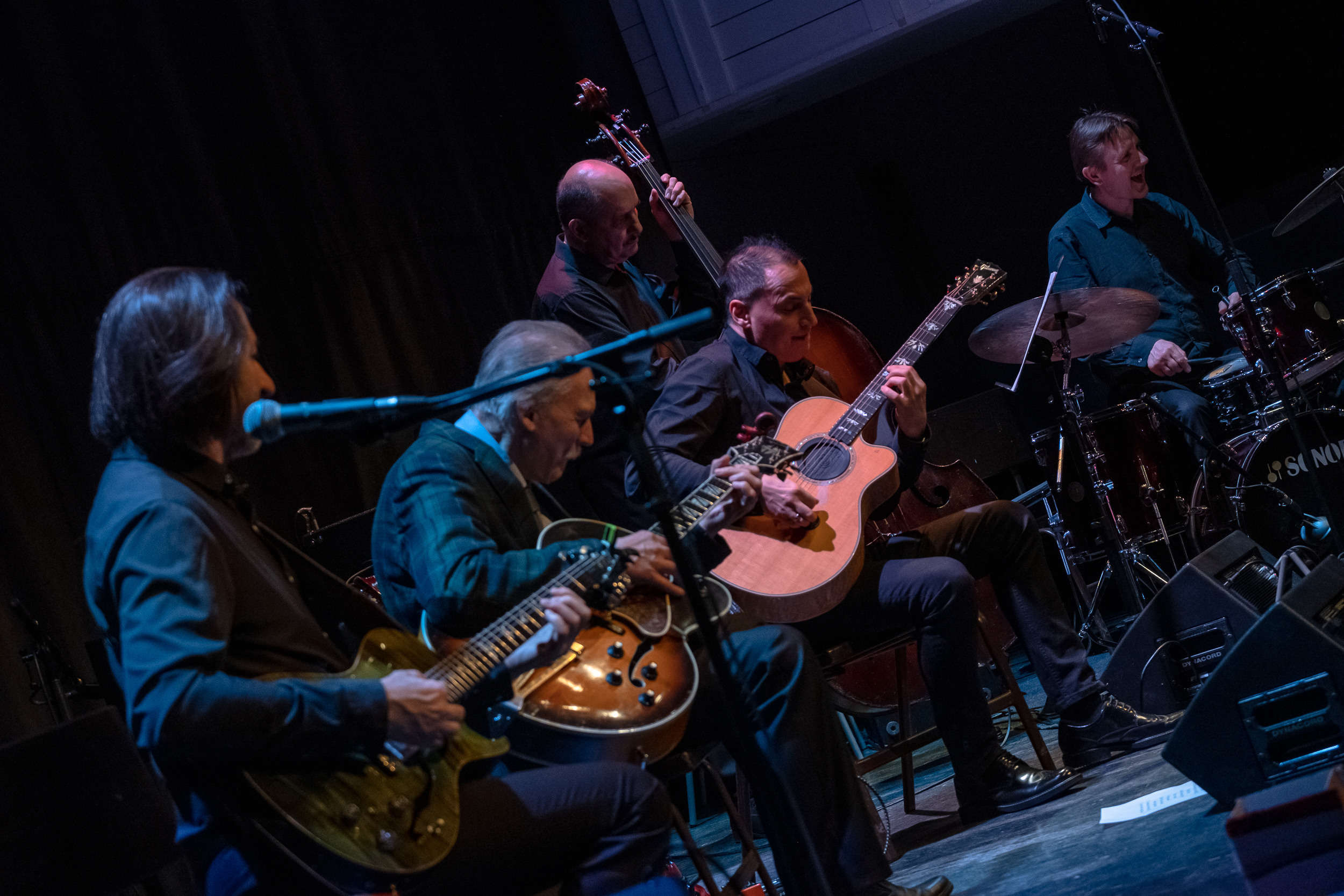Концерт GUITARMONSTERS Ильдар Казаханов Гасан Багиров Алексей Кузнецов. Фотограф в Санкт-Петербурге и Москве Юлия Паршакова