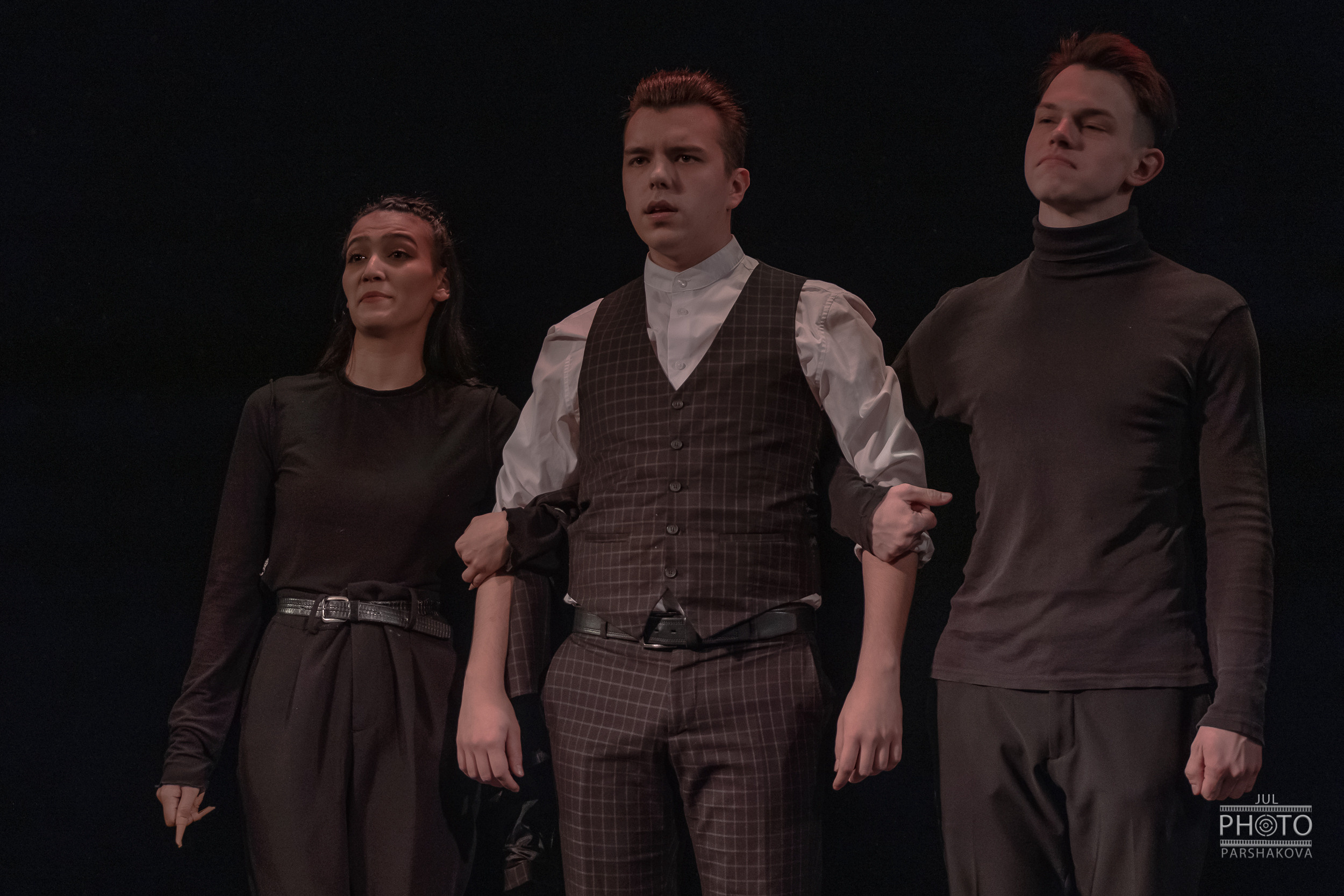 Дипломный спектакль Рукописи не горят. Фотограф в Санкт-Петербурге и Москве Юлия Паршакова