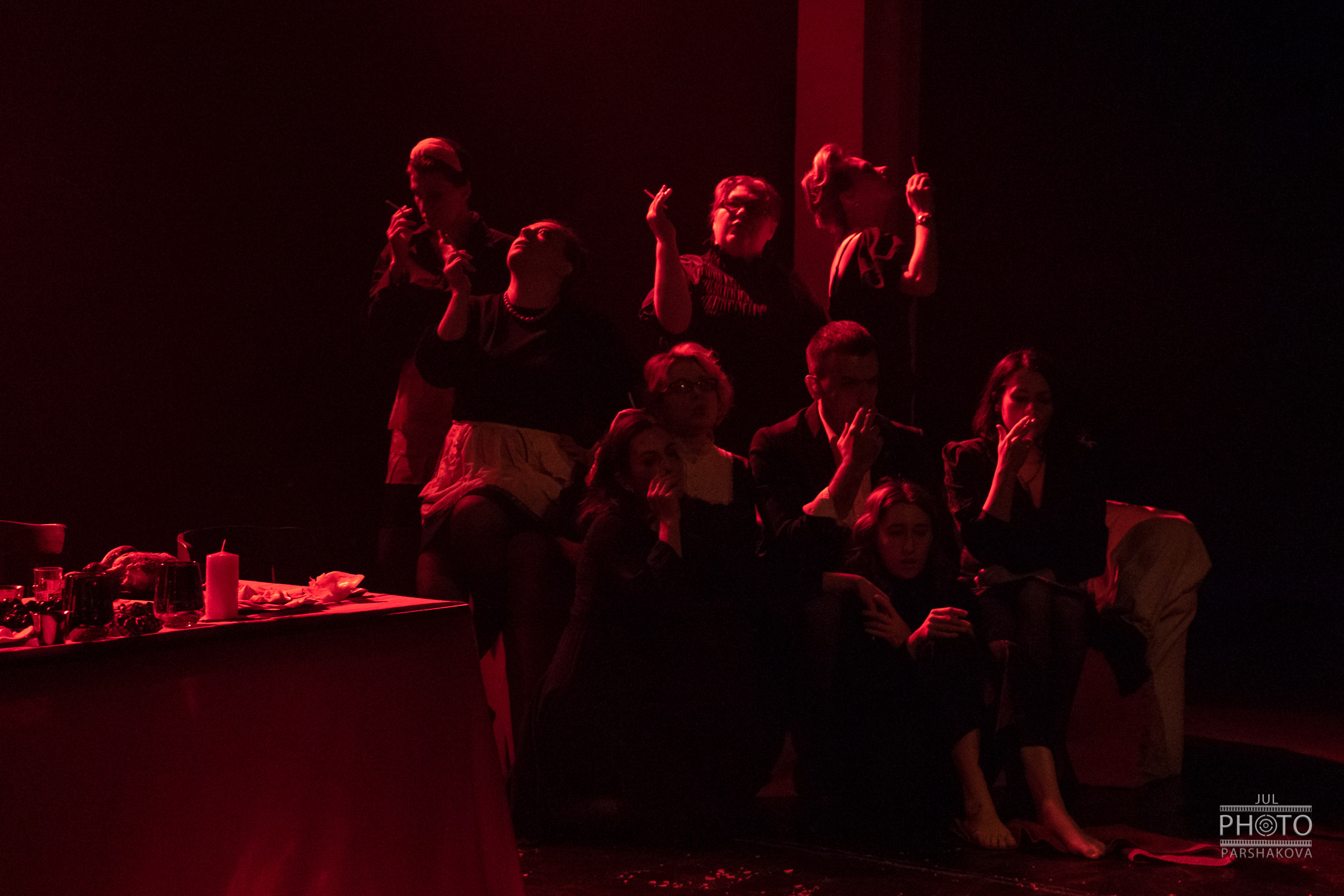 Спектакль 8 женщин театр-студия Горошины. Фотограф в Санкт-Петербурге и Москве Юлия Паршакова