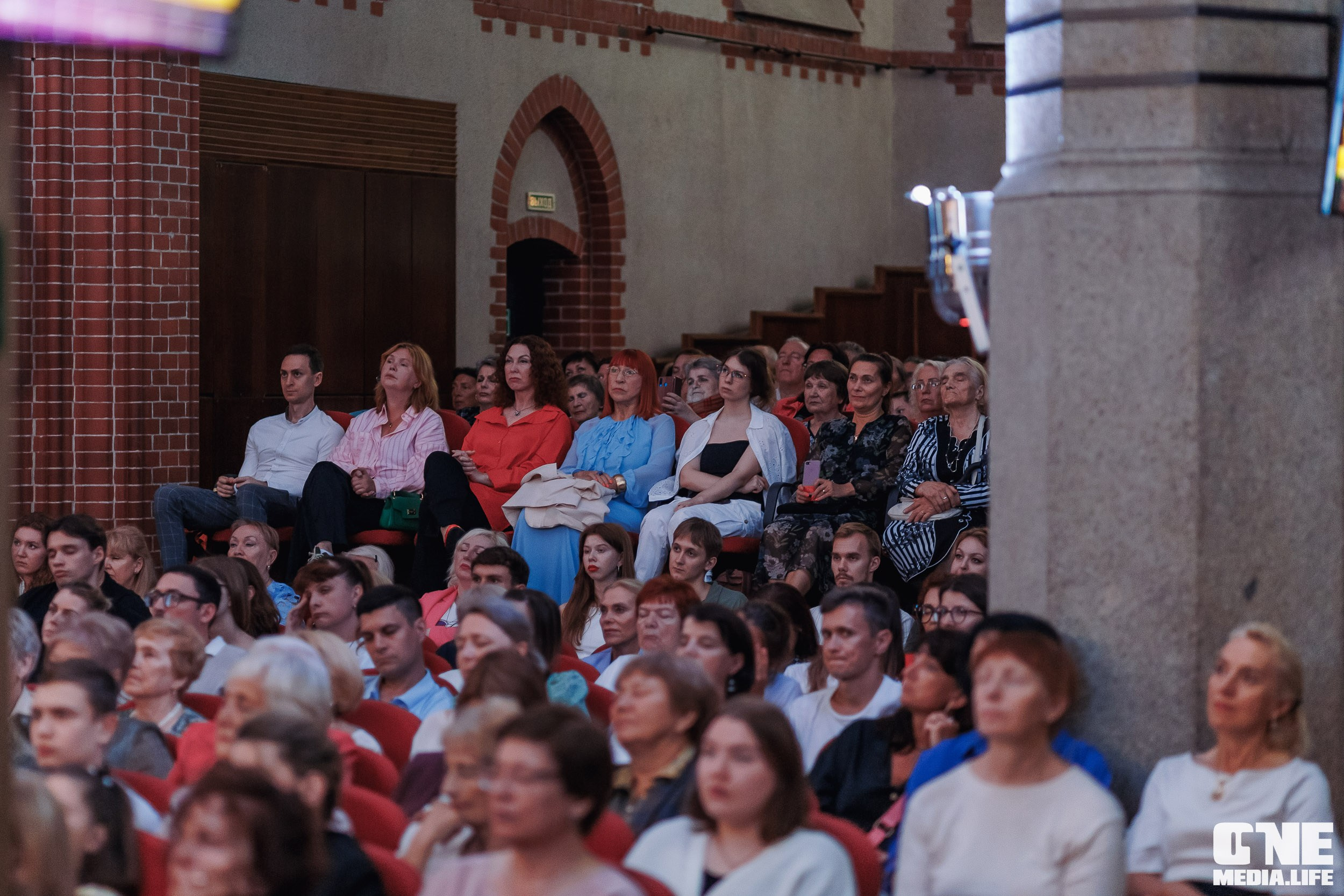 Фоторепортаж из Калининградской филармонии. One Media Life: фоторепортажи, фотоотчеты с мероприятий и заведений