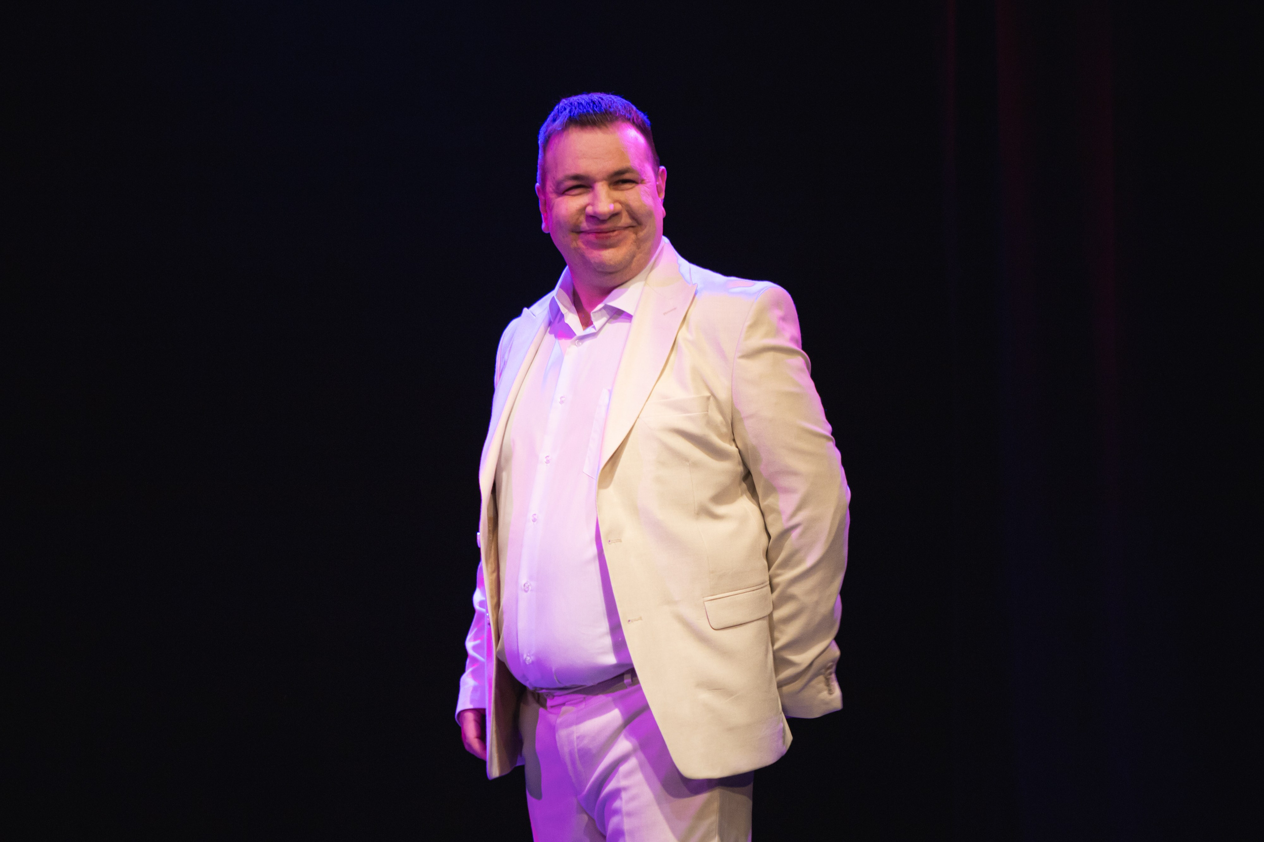 Спектакль «Любовь у сливного бачка». Репортажный фотограф в Перми Денис Голдобин