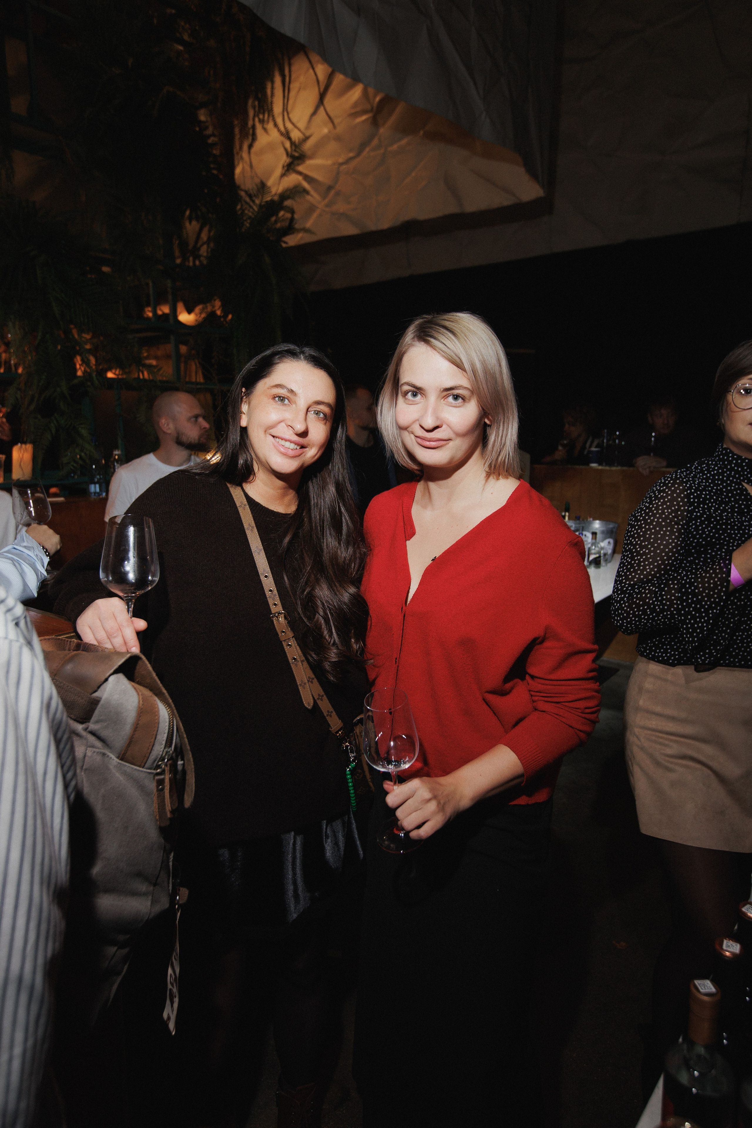 ВИННЫЙ ФЕСТИВАЛЬ. СВОИ. ФОТООТЧЕТЫ-СОБЫТИЯ-МЕСТА