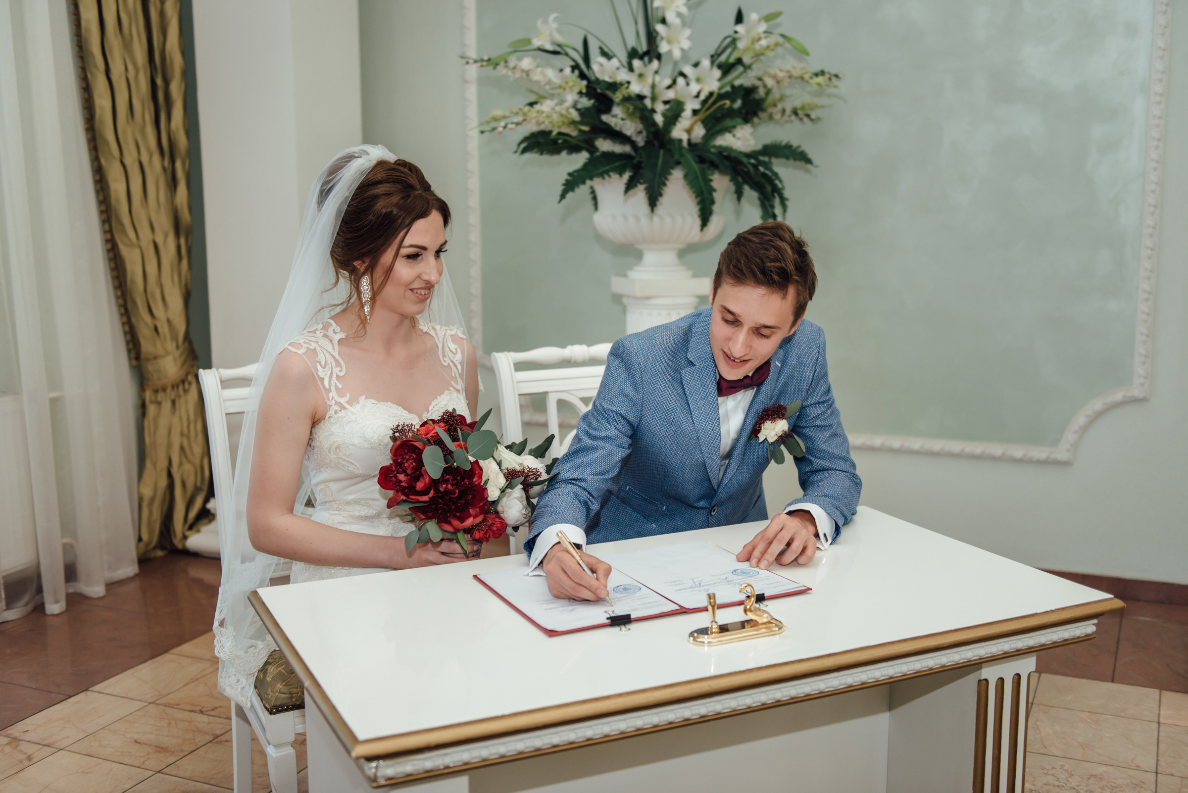 Свадебная фотосессия в центре Санкт-Петербурга. Свадебный фотограф в Санкт-Петербурге Венера Ахметова