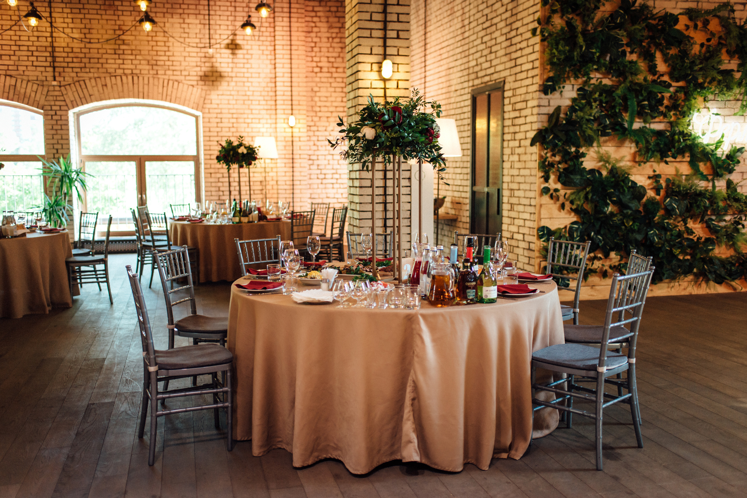 Свадебная фотосессия в центре Санкт-Петербурга. Свадебный фотограф в Санкт-Петербурге Венера Ахметова