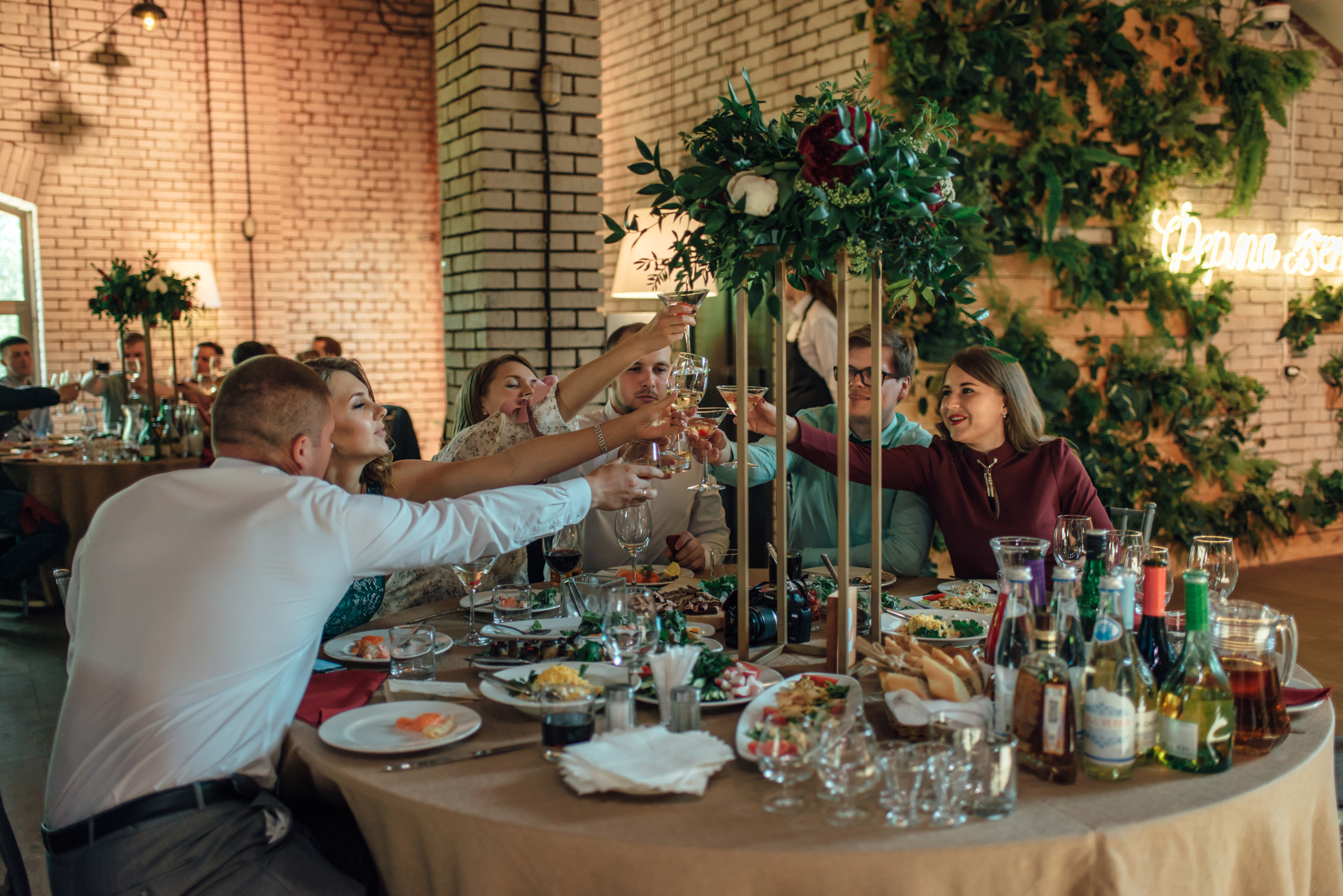 Свадебная фотосессия в центре Санкт-Петербурга. Свадебный фотограф в Санкт-Петербурге Венера Ахметова