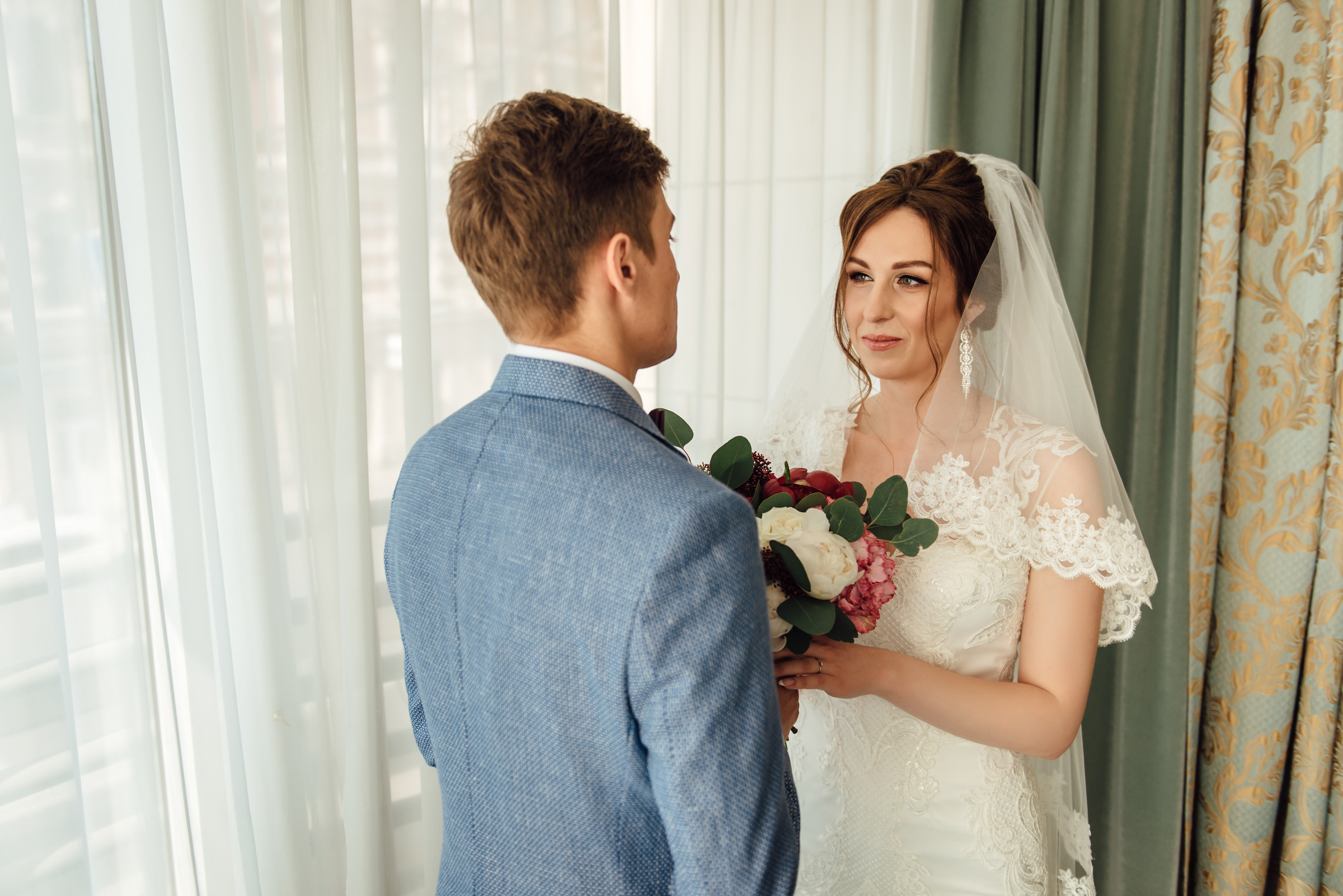 Свадебная фотосессия в центре Санкт-Петербурга. Свадебный фотограф в Санкт-Петербурге Венера Ахметова