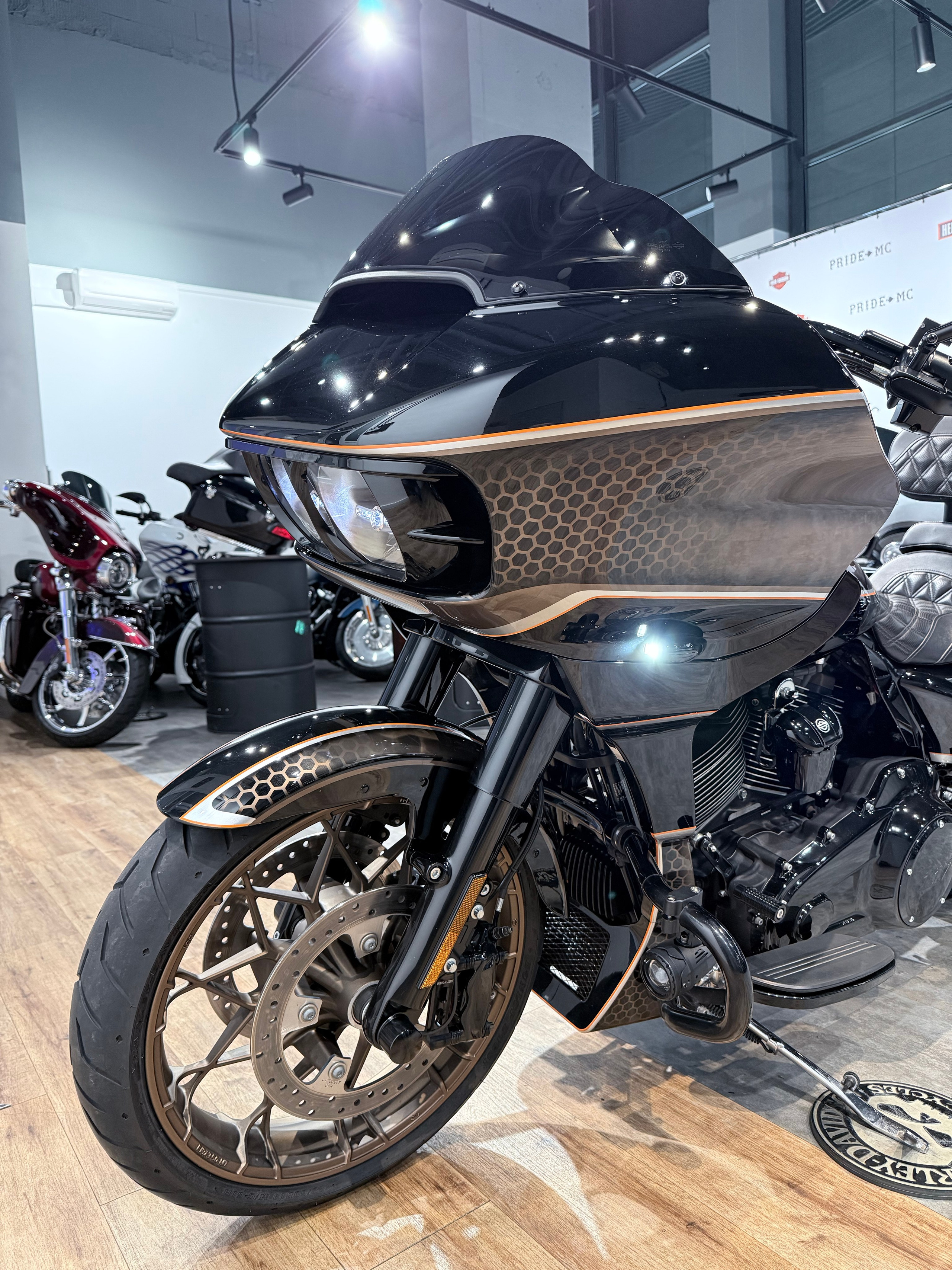 2023 Road Glide ST 117. Hello Davidson, Москва. Только хорошие мотоциклы…