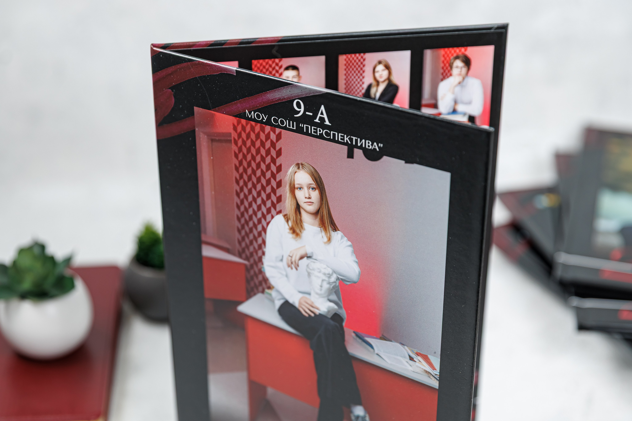 Выпускные альбомы общая информация. Семейный и детский фотограф Комина Елена, Власиха, Одинцово