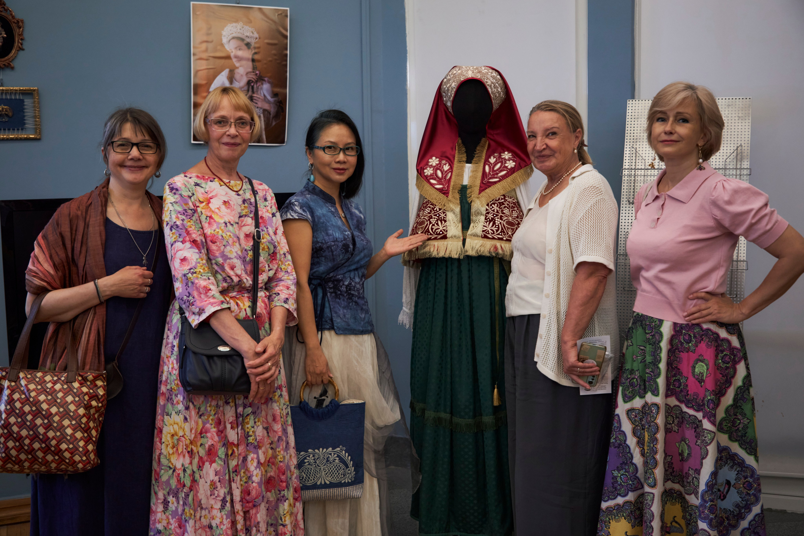 Репортажная съёмка с показа мод сообщества «Мода без пафоса» в Москве. Анна Потявина. Фотограф Москва