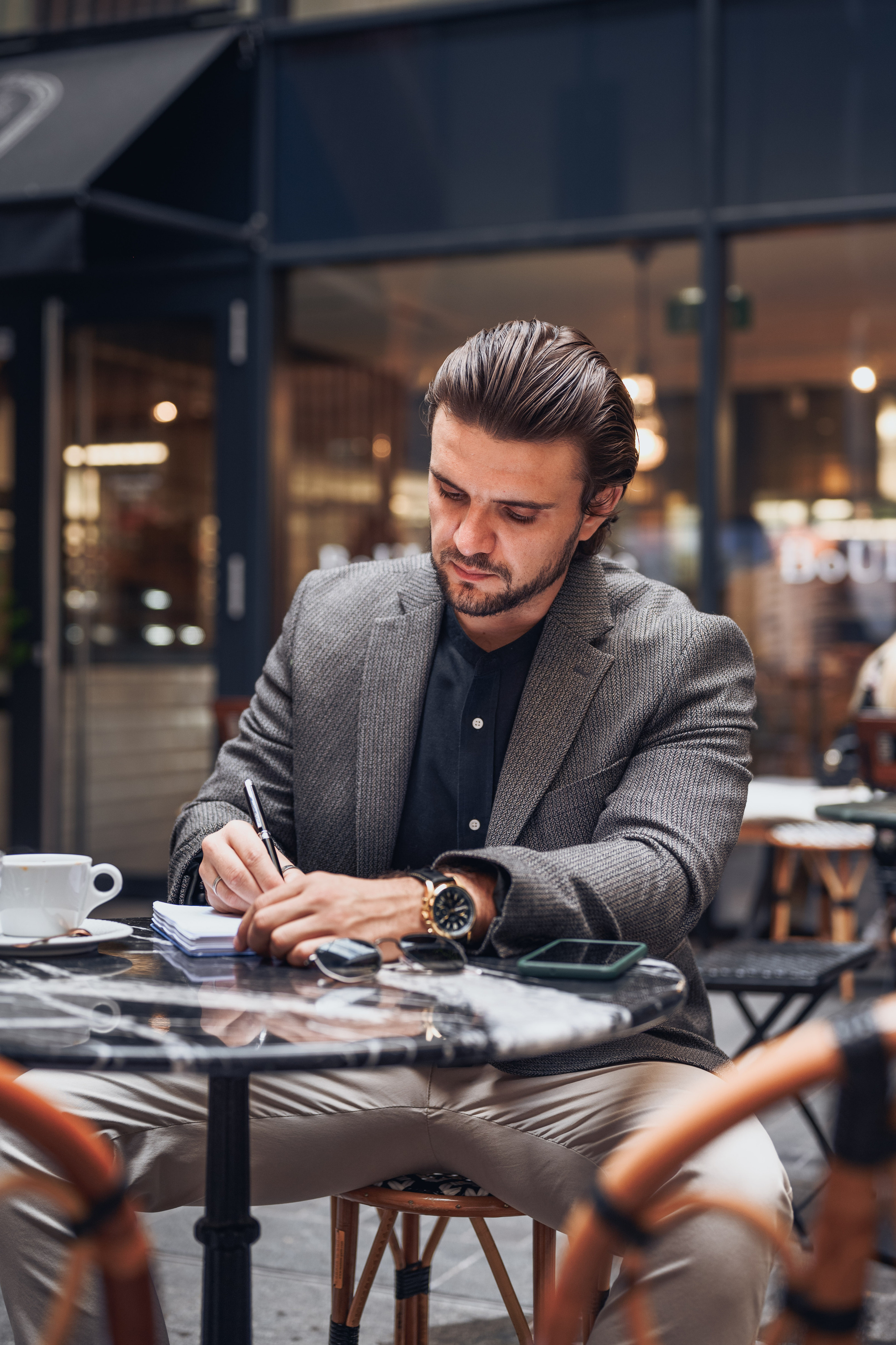 Фотосессия бизнес портрет для мужчины. Фотограф в Белграде Чугреева Елена