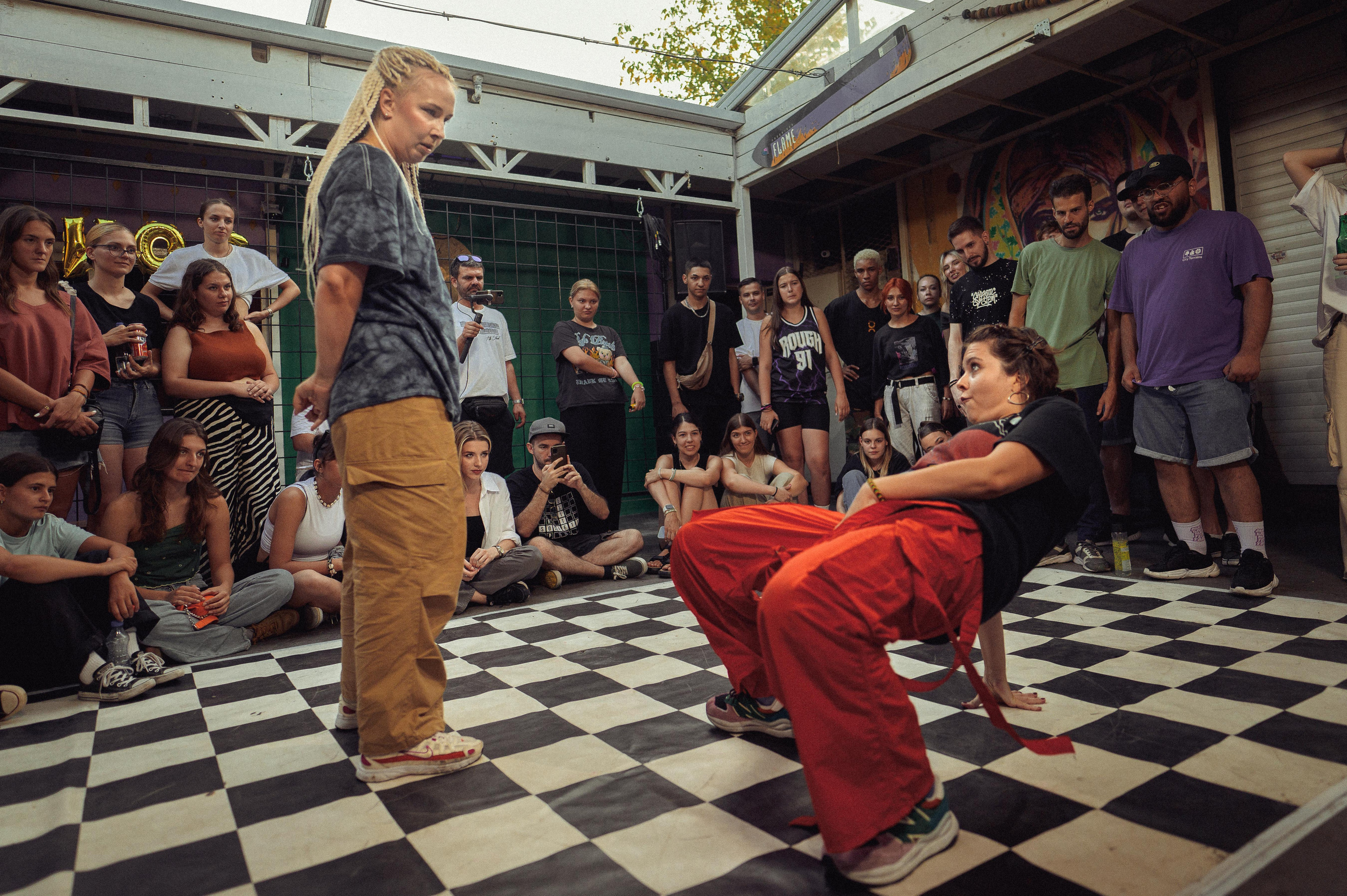 Съемка вечеринок и ивентов в Белграде. Фотограф в Белграде Чугреева Елена