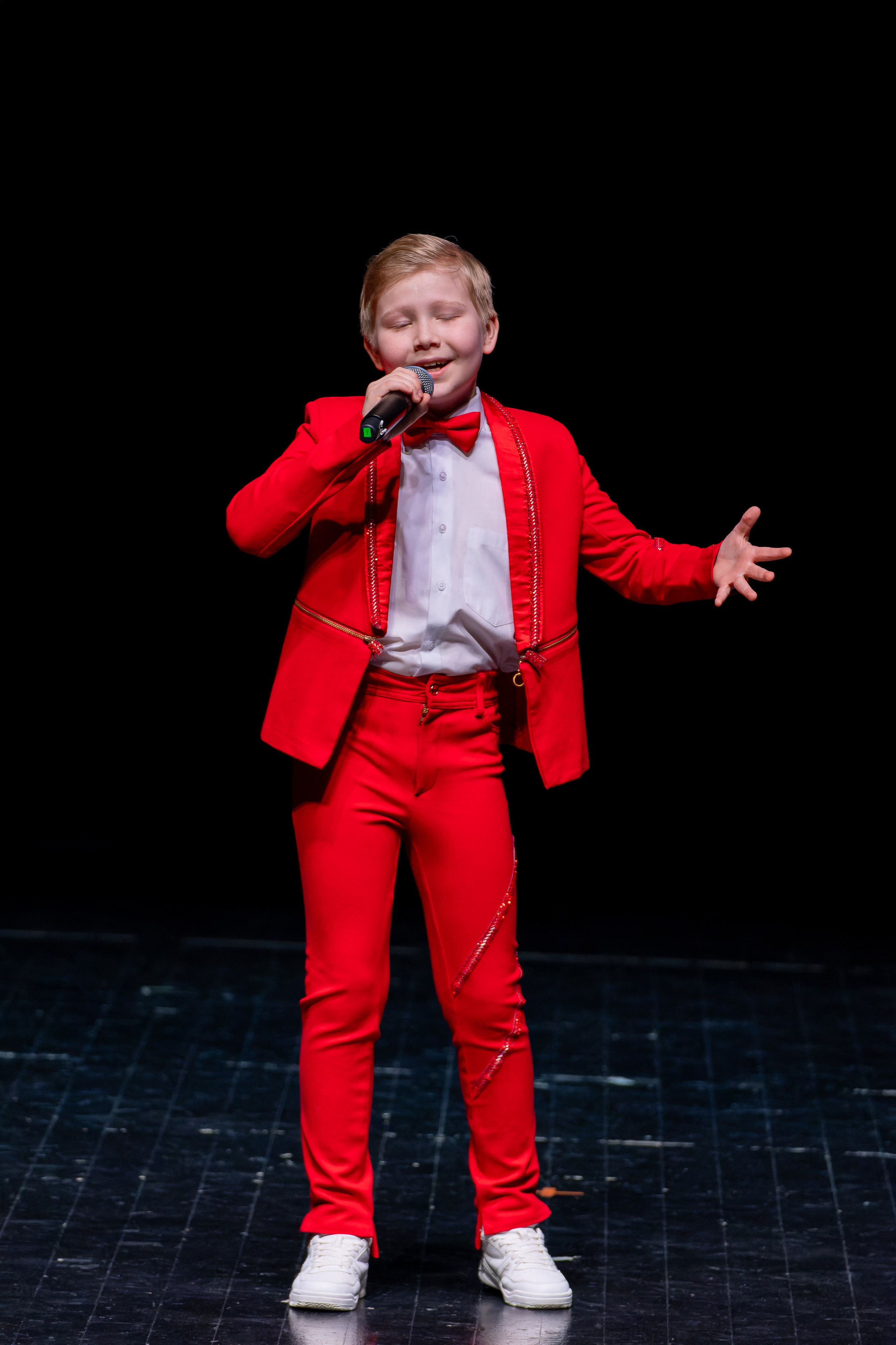 Фотосъёмка на гала-концерт, конкурсы, выступления, отчётные концерты и эвент-мероприятия. «Студия DRONAVT`s» — видеосъёмка и фотография г. Москва