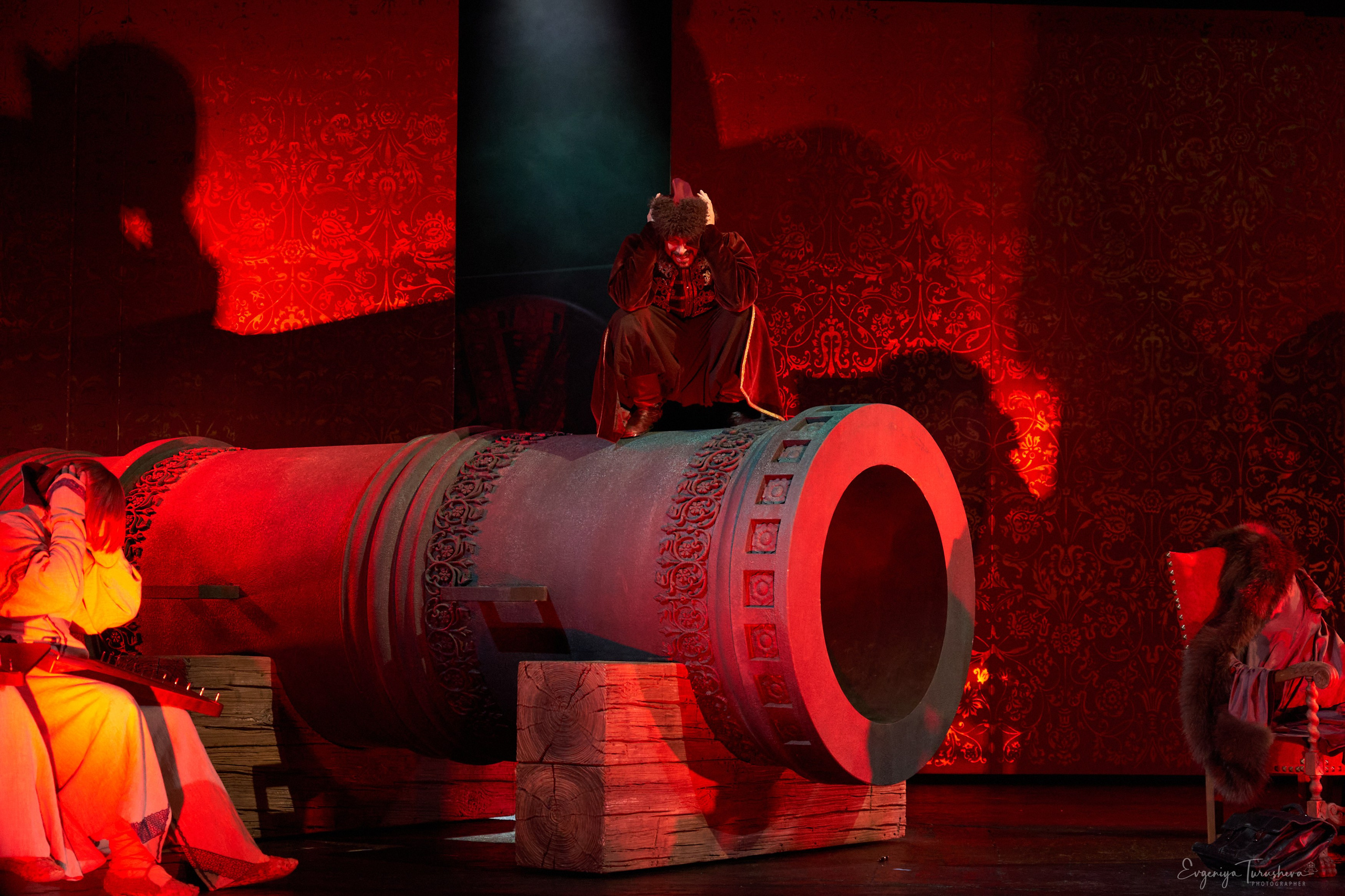 «Иван Васильевич» — премьера, открывшая сотый сезон Театра Сатиры. Фотограф Евгения Турушева