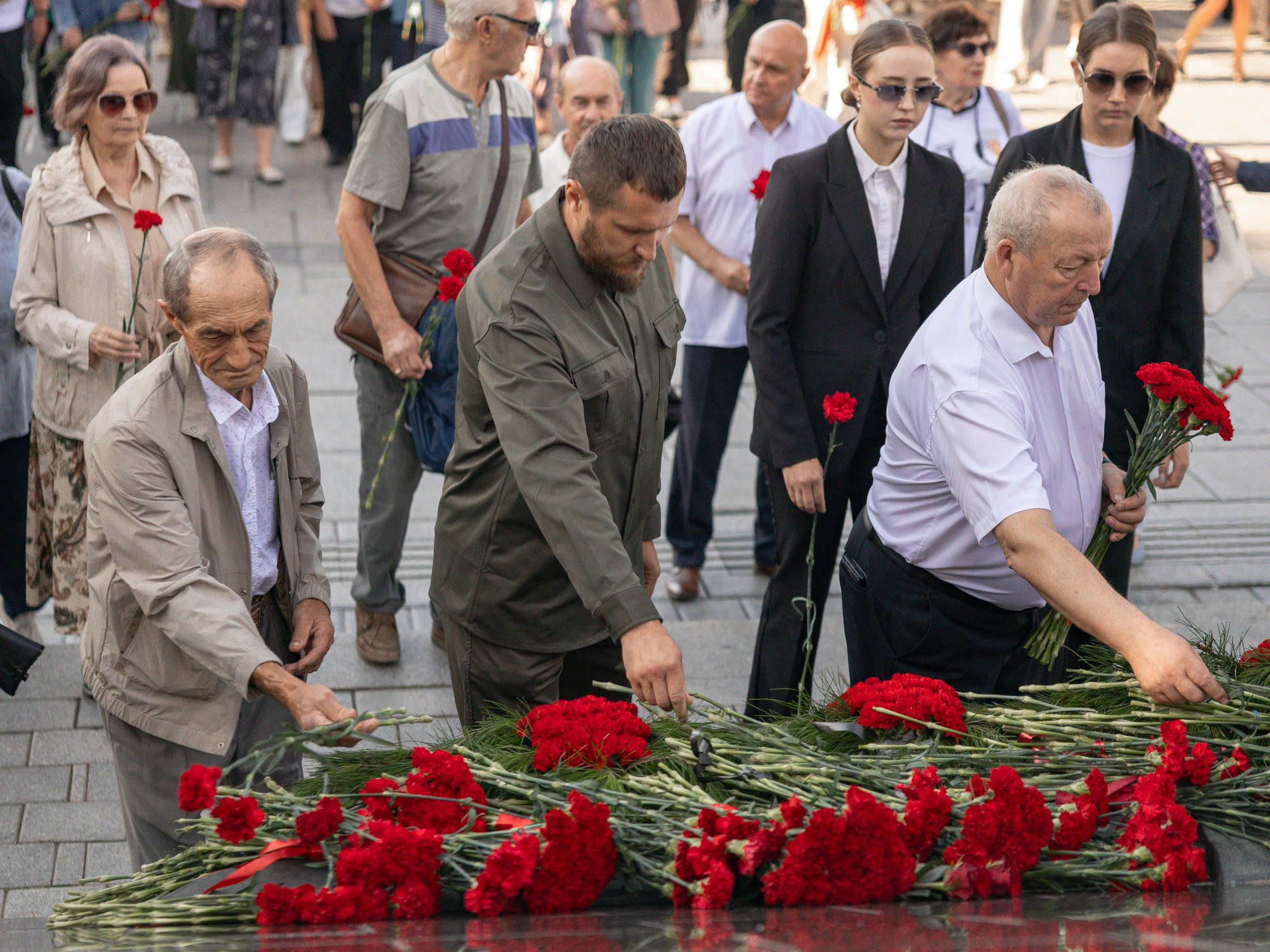 Памятная акция у мемориала «Боевая слава Тихоокеанского флота». Фотограф Наташа Скрипка
