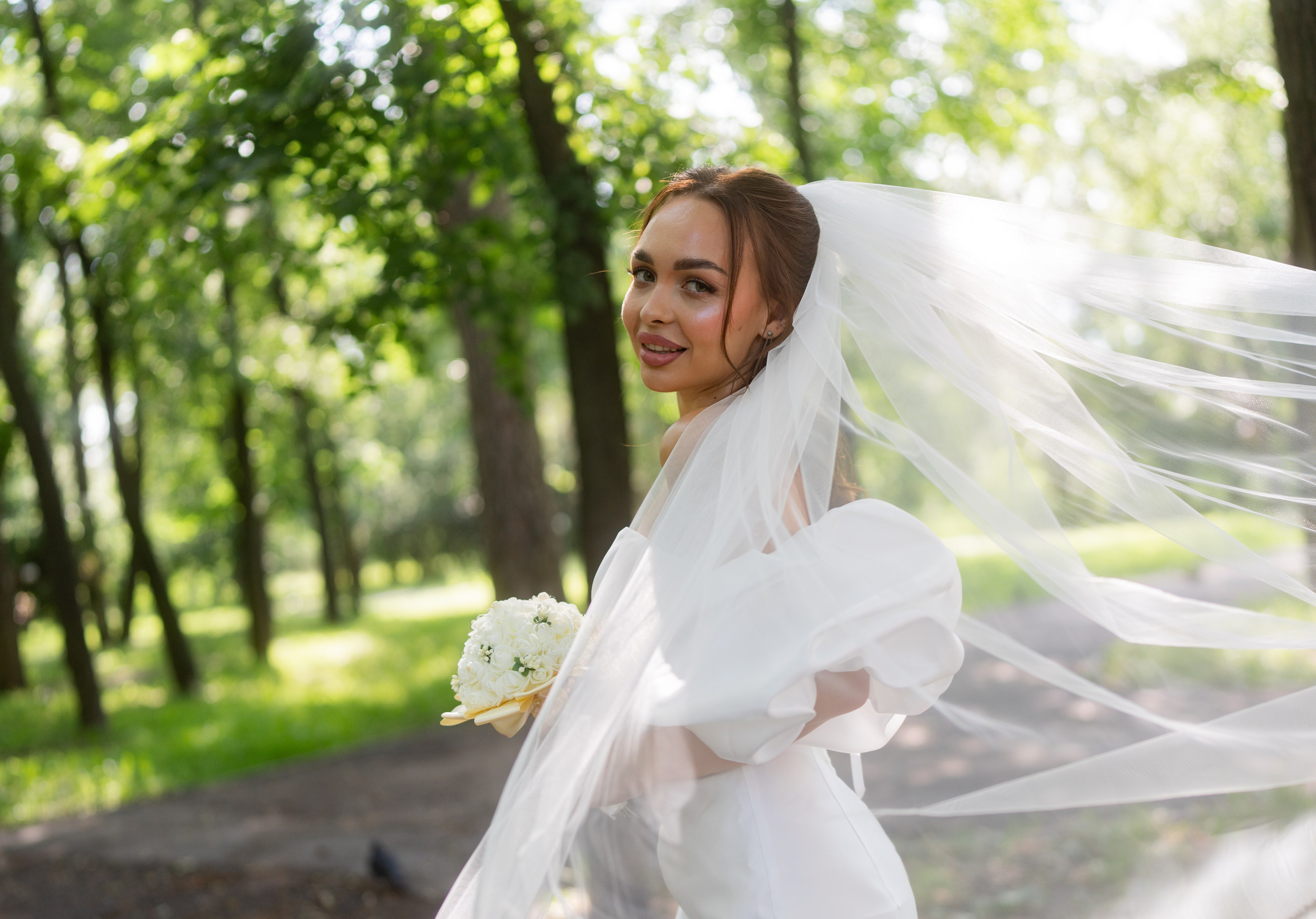 Предсвадебная прогулка Александр и Юлия. Свадебный и индивидуальный фотограф Аля Мамакова
