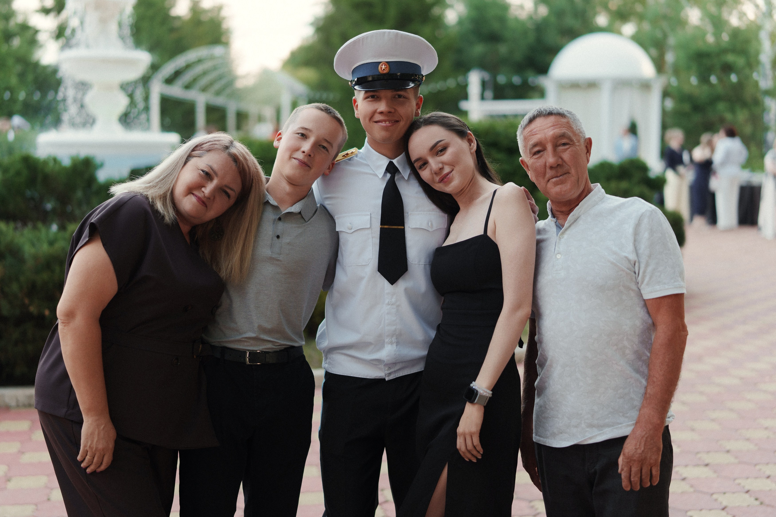 Выпускной кадетского училища в Уфе — вручение дипломов, Парк Победы и банкет в ресторане «Версаль»