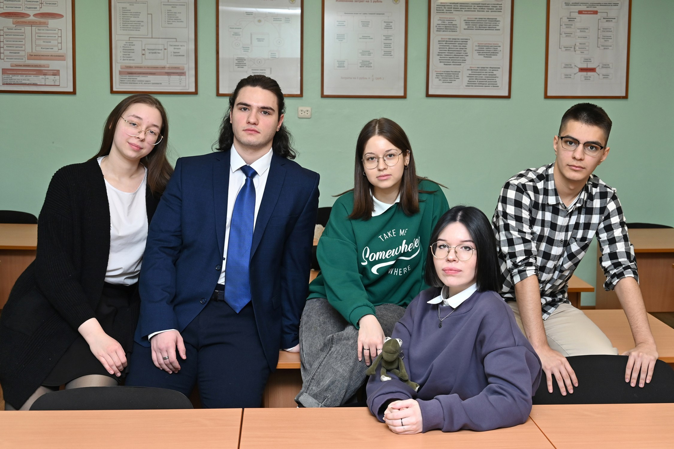 Съёмка в школе без изготовления книги. Выпускные альбомы для детских садов и школ в Норильске