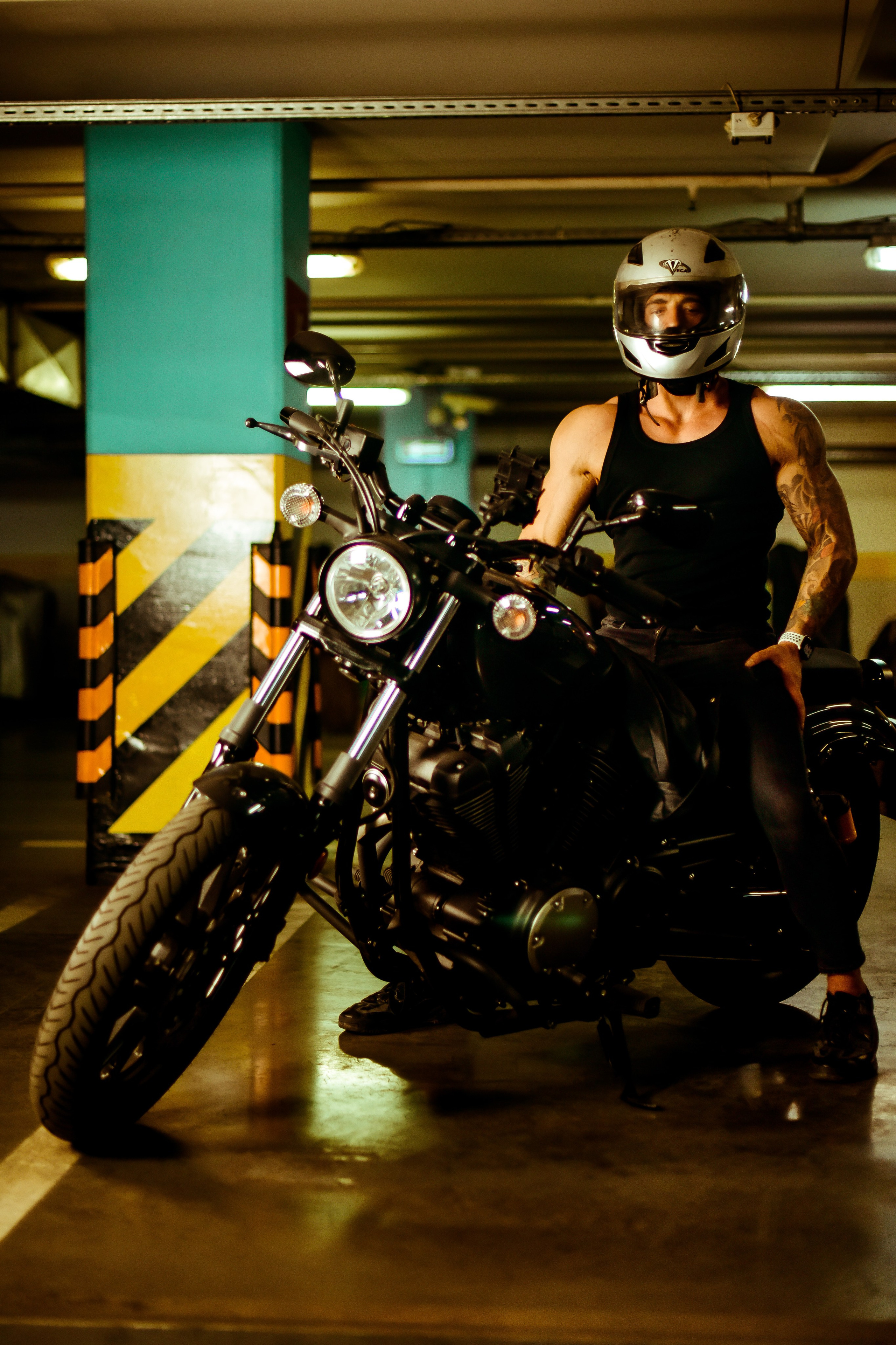 MOTO_KIRILL. Фотограф для бизнесконтента, репортажей и семейного альбома в Москве