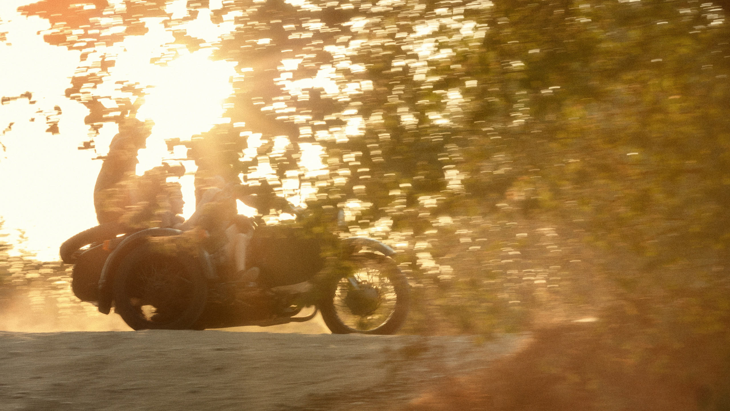 поездка на мотоцикле, съёмка в движении