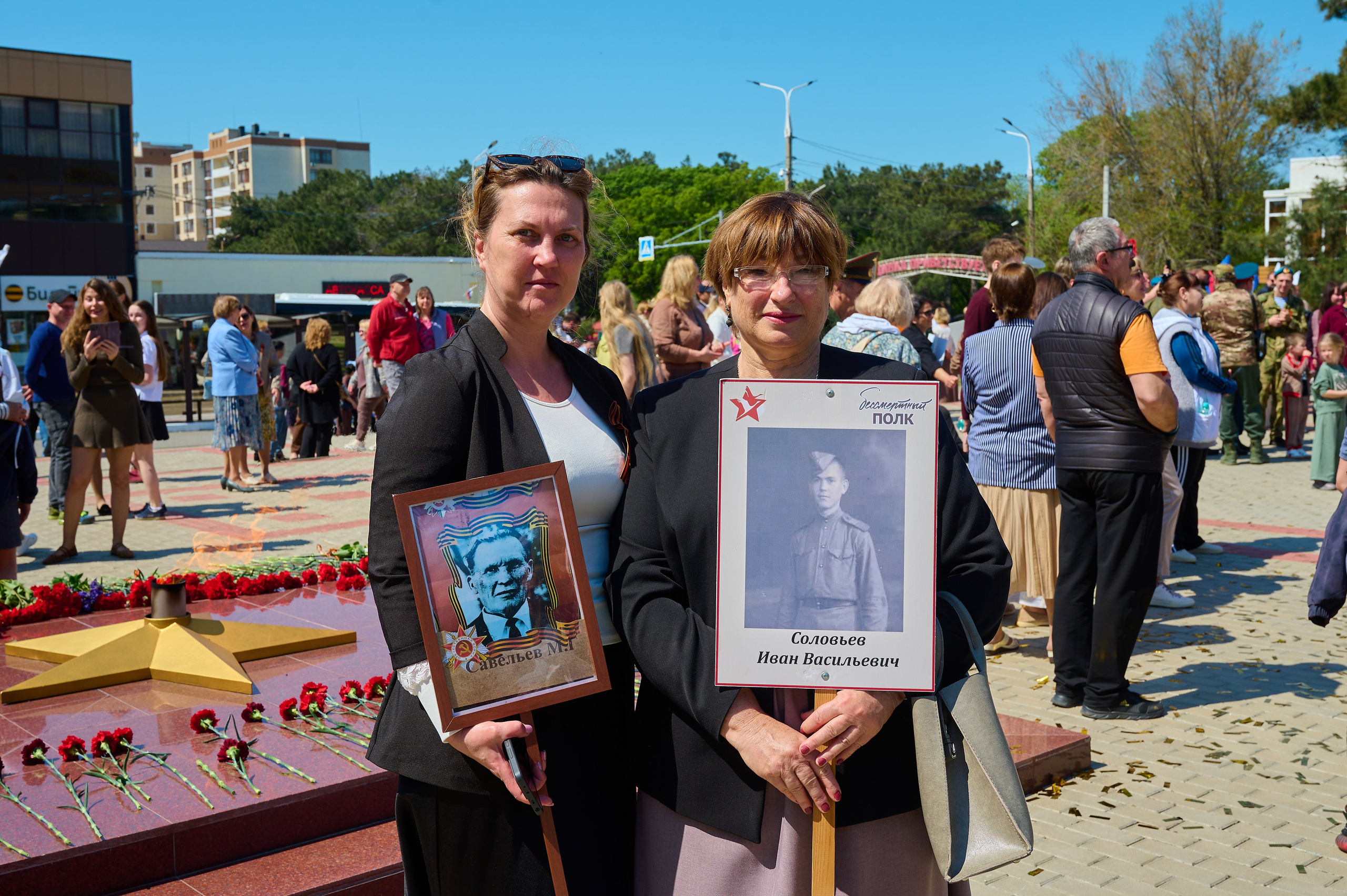 Митинг (мая в Кабардинке. Жизнь курорта Кабардинка в фотографиях