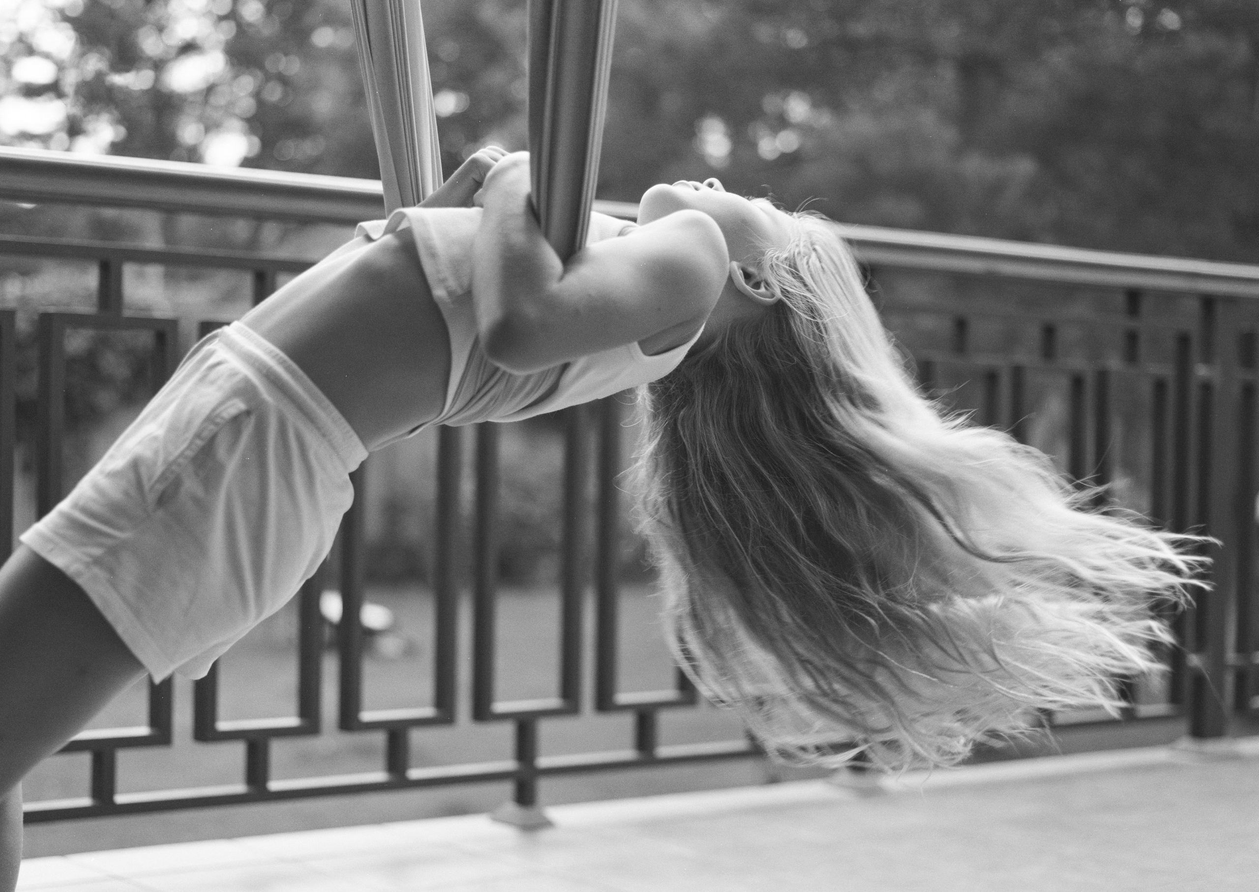 Live is still a garden, don’t say otherwise (2023-2026). Вероника Трубникова — фотохудожница / Veronika Trubnikova — photoartist