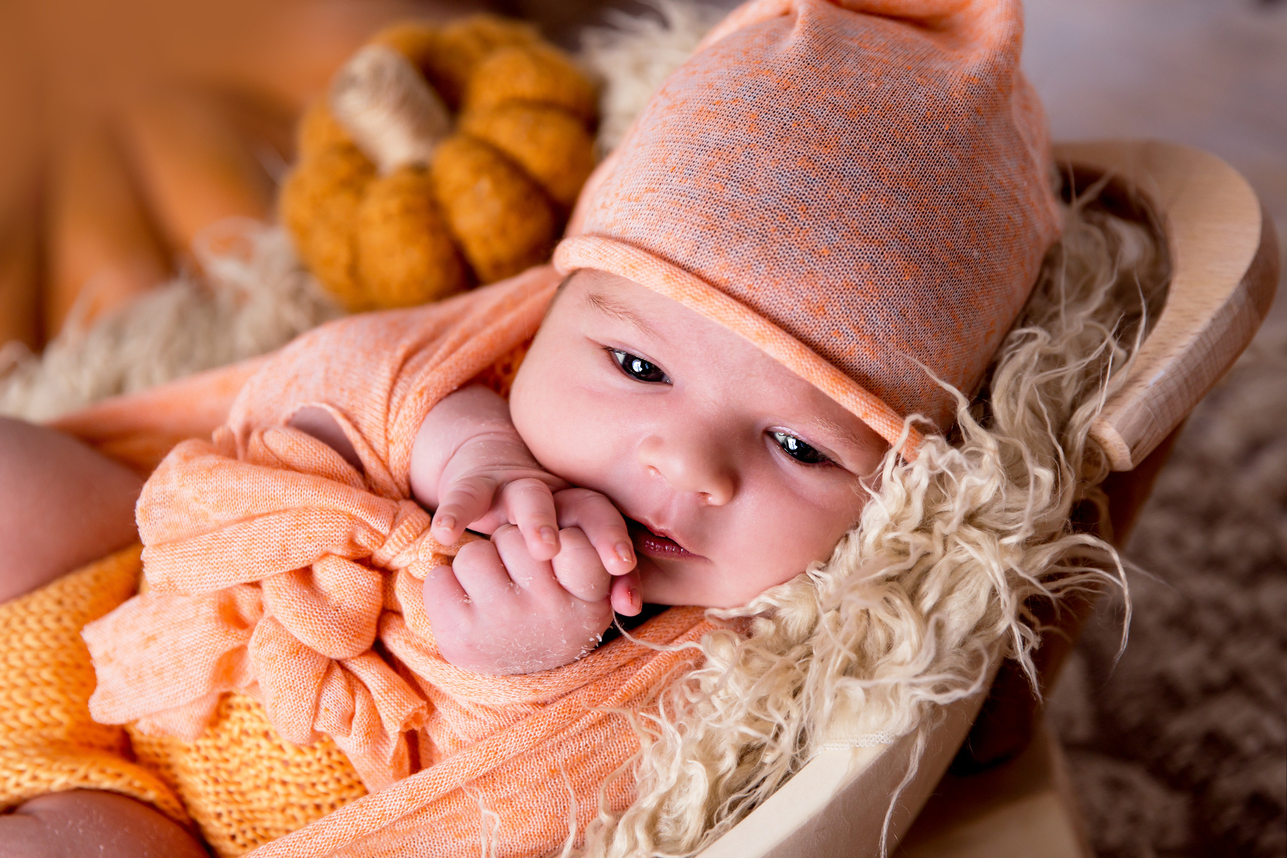 Фотосессия новорожденного (newborn). Фотограф новорожденных, детей до года и беременных в Симферополе