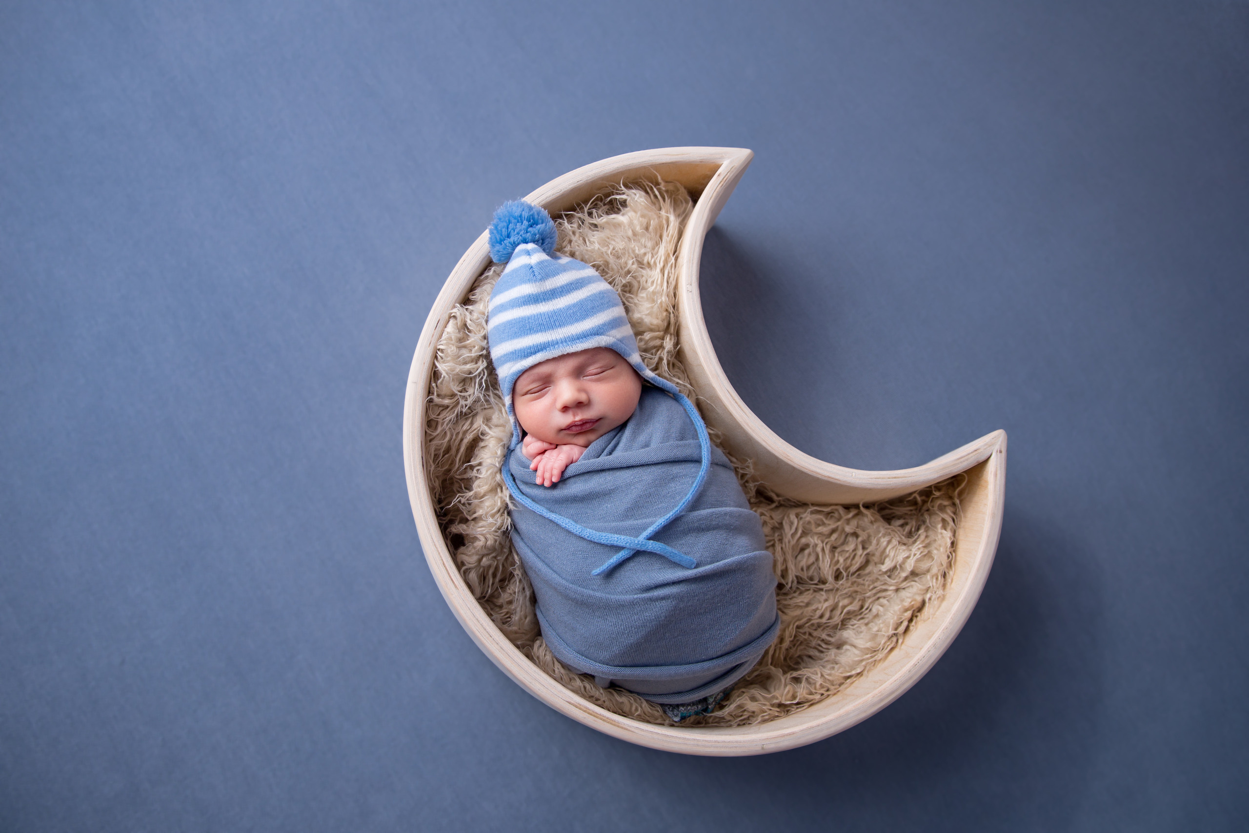 Фотосессия новорожденного (newborn). Фотограф новорожденных, детей до года и беременных в Симферополе