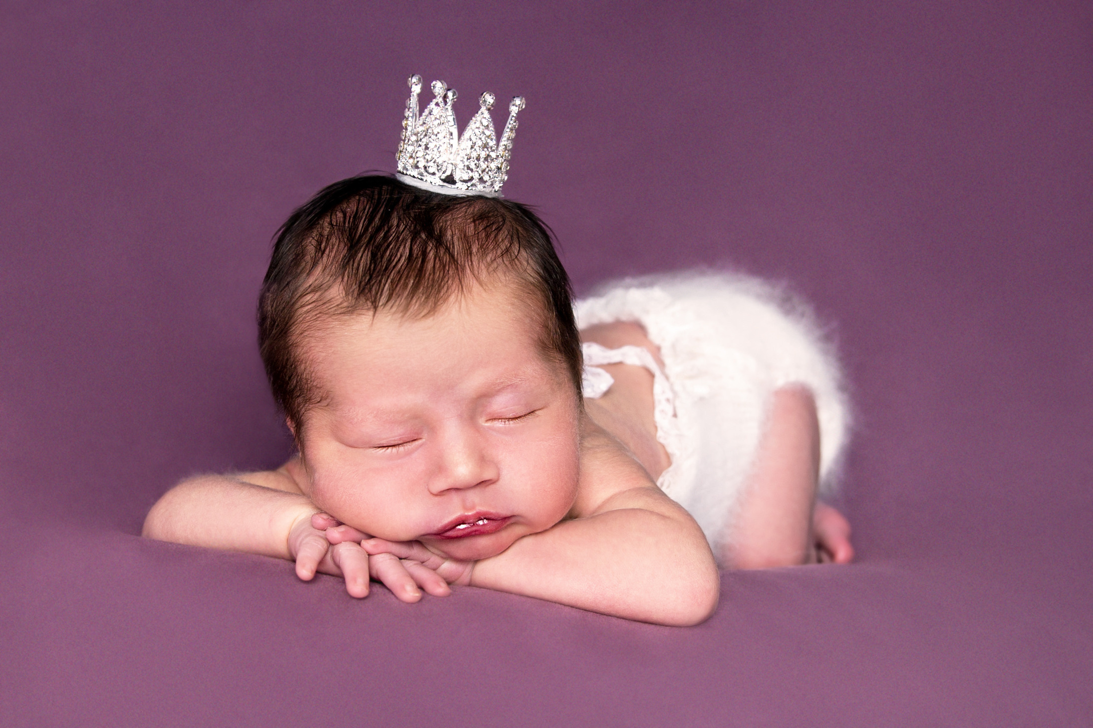 Фотосессия новорожденного (newborn). Фотограф новорожденных, детей до года и беременных в Симферополе