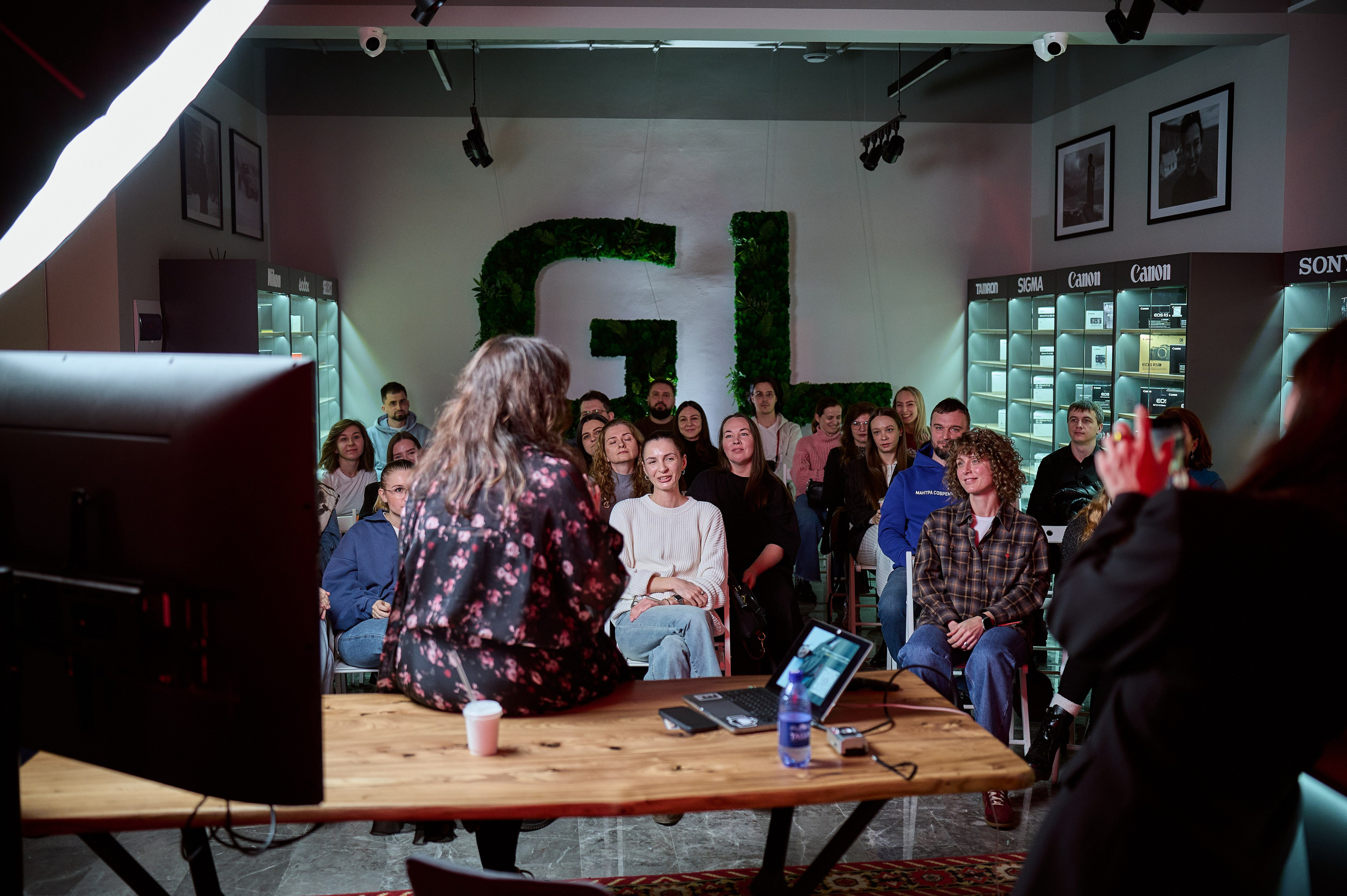 Открытие шоу-рума фототехники GET LENS. Профессиональный фотограф (Краснодар) Роман Гончаров