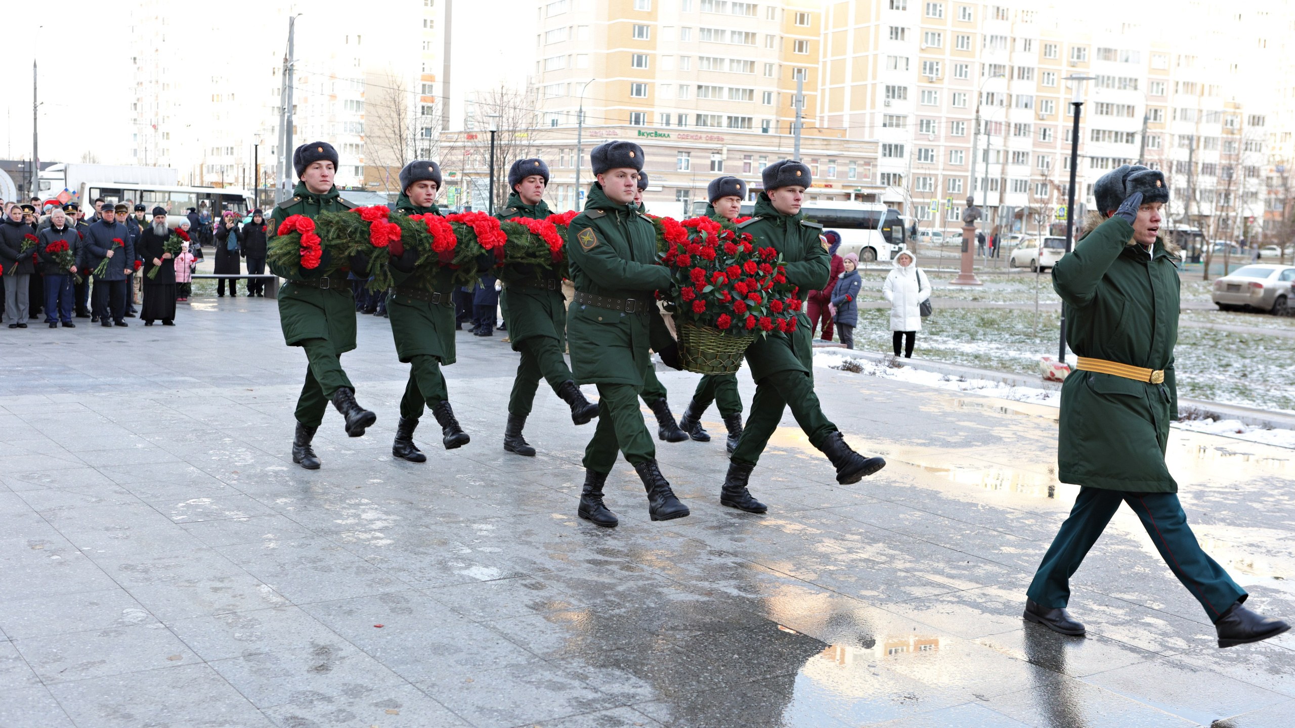 День воинской славы России в г. Подольск. Выпускные альбомы и школьный фотограф в Подольске, Троицке, Щербинке, Москве и Московской области