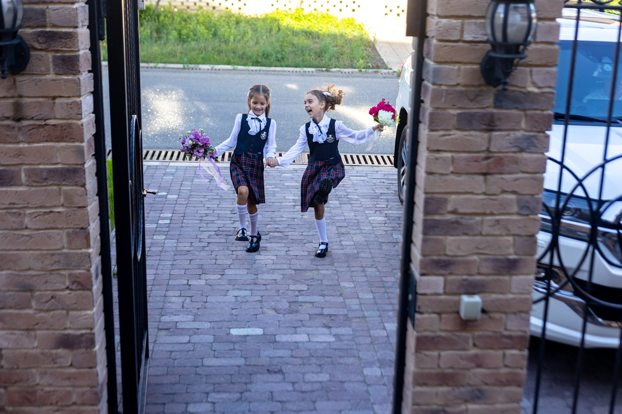 Анечка и Александра идут в первый класс!. Фотограф в Оренбурге. Профессиональный фотограф