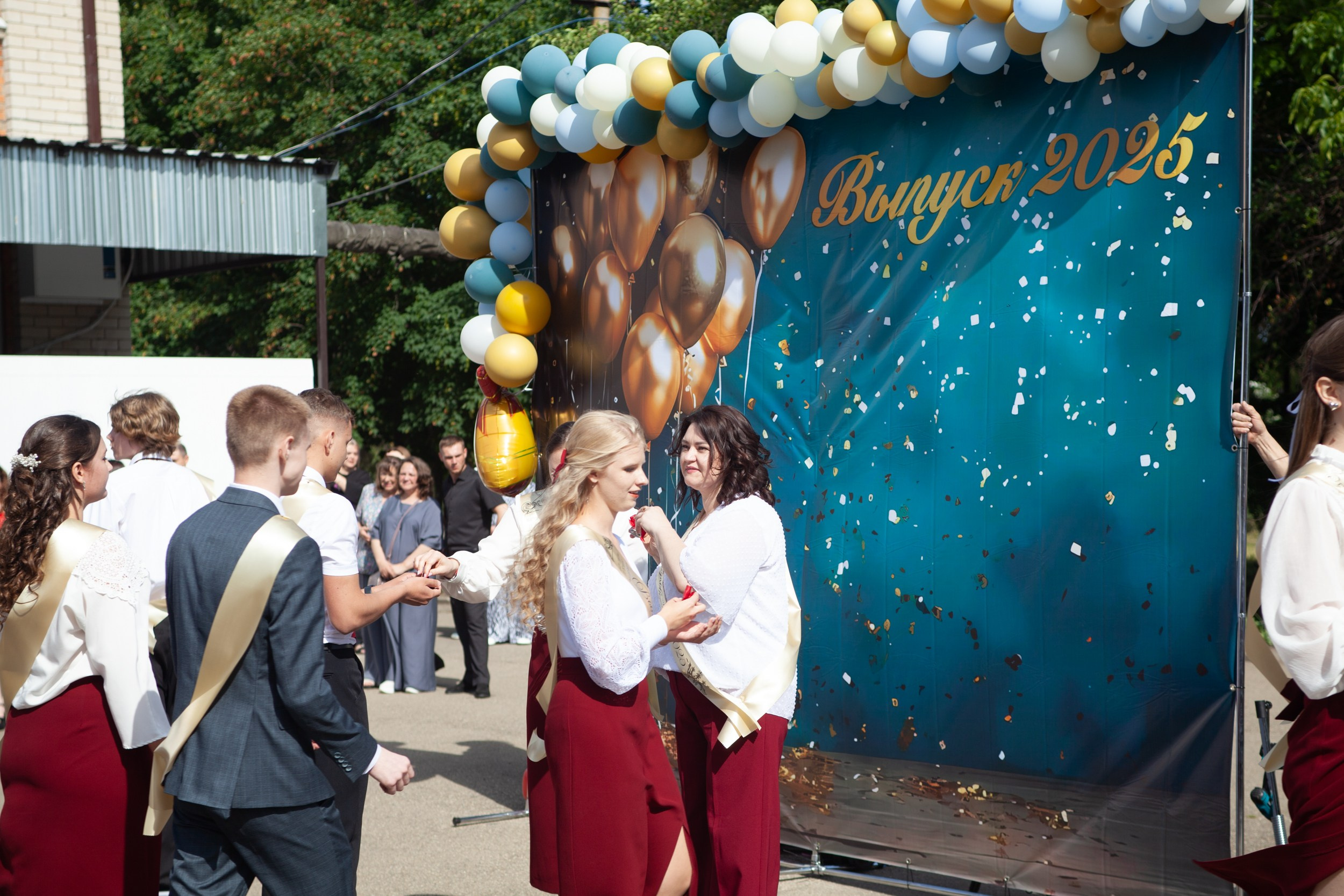 Последний звонок в Десяточке