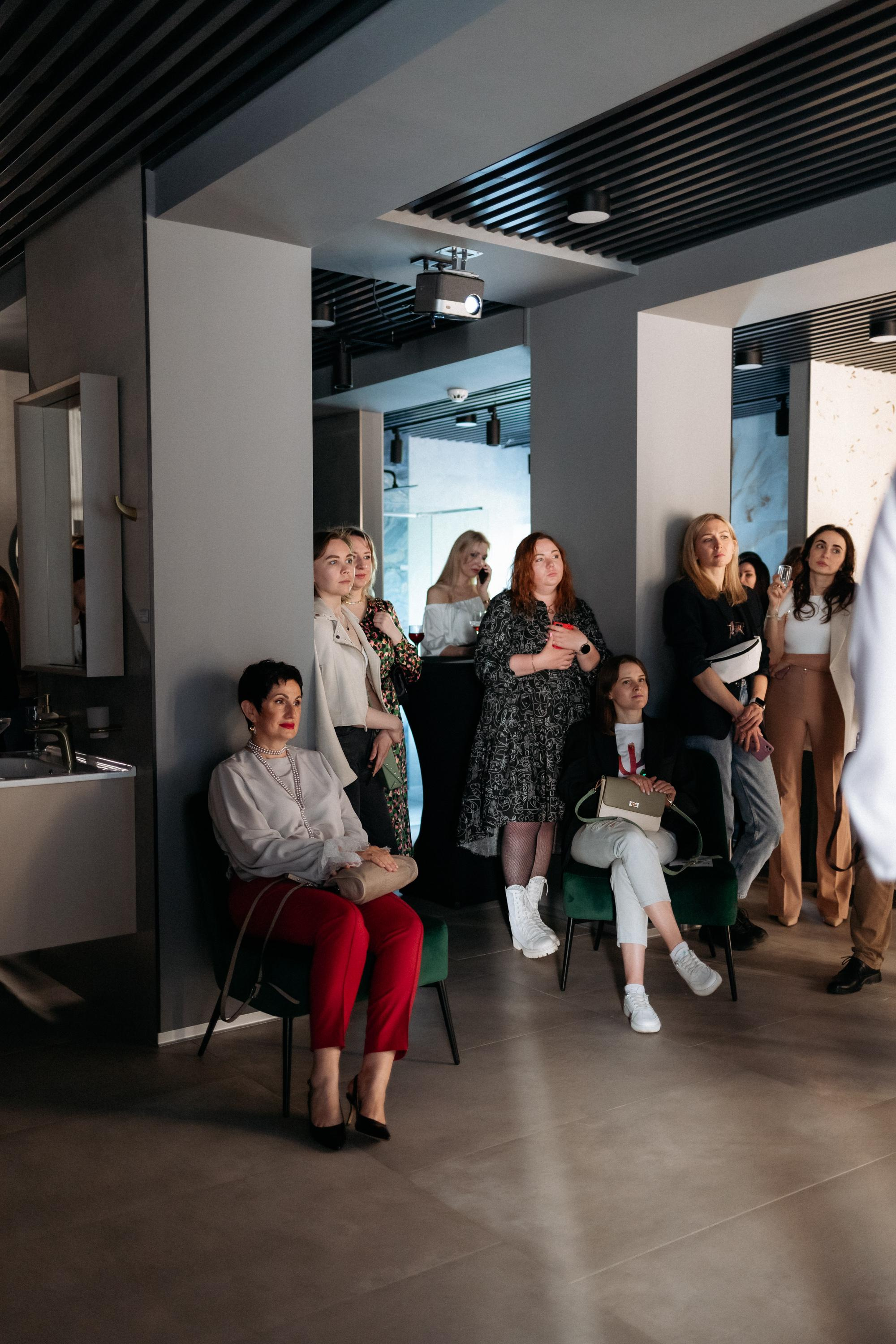 КРАН. СВОИ. ФОТООТЧЕТЫ-СОБЫТИЯ-МЕСТА