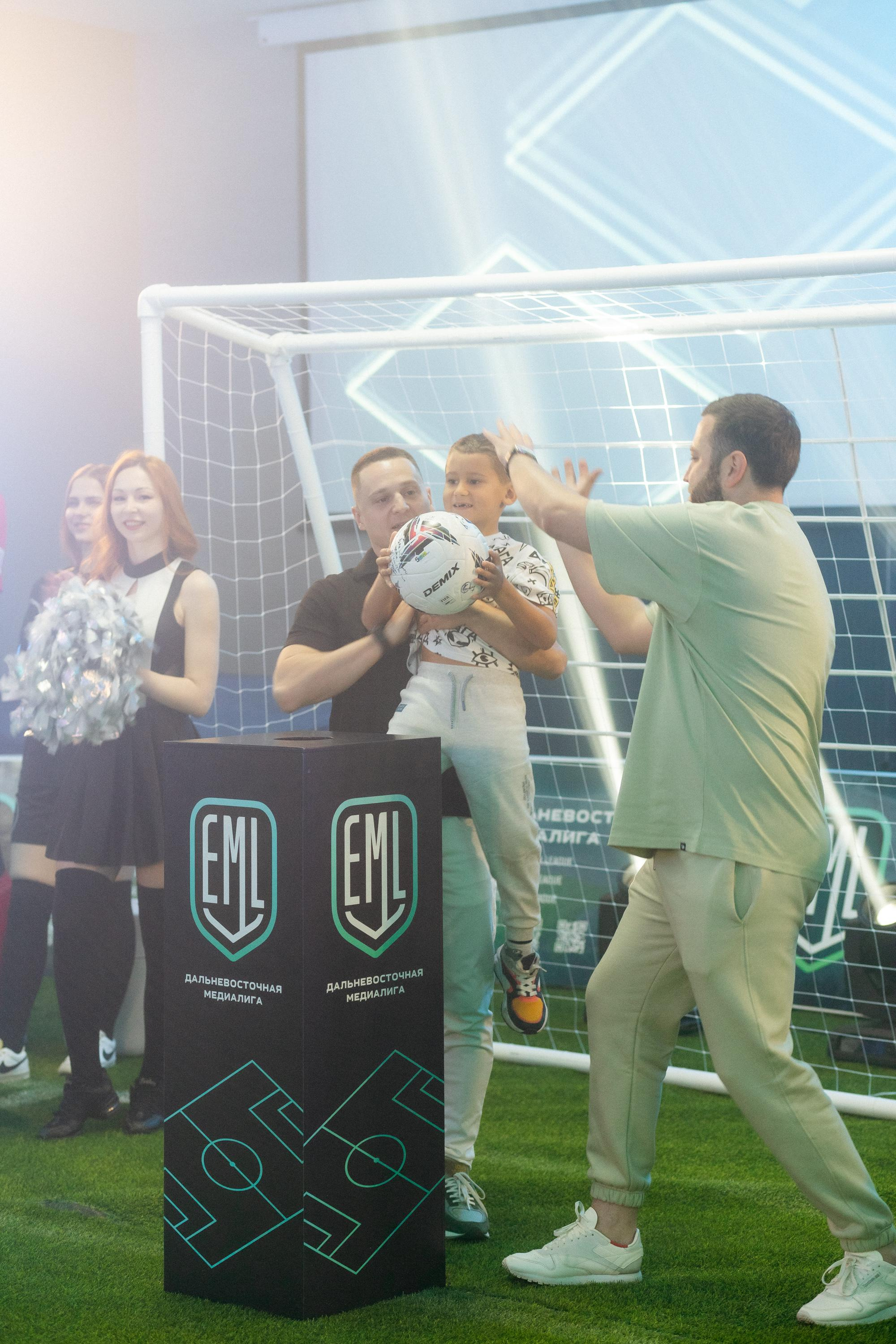 ДАЛЬНЕВОСТОЧНАЯ МЕДИАЛИГА. СВОИ. ФОТООТЧЕТЫ-СОБЫТИЯ-МЕСТА