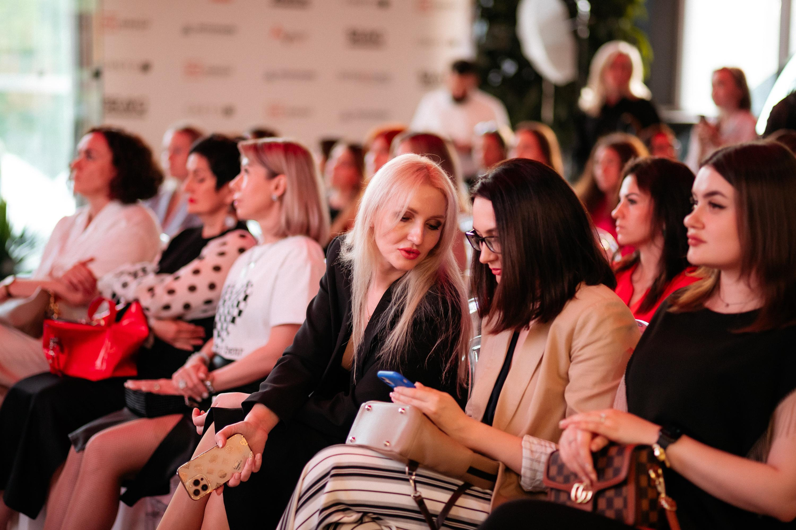 BRAVO. СВОИ. ФОТООТЧЕТЫ-СОБЫТИЯ-МЕСТА