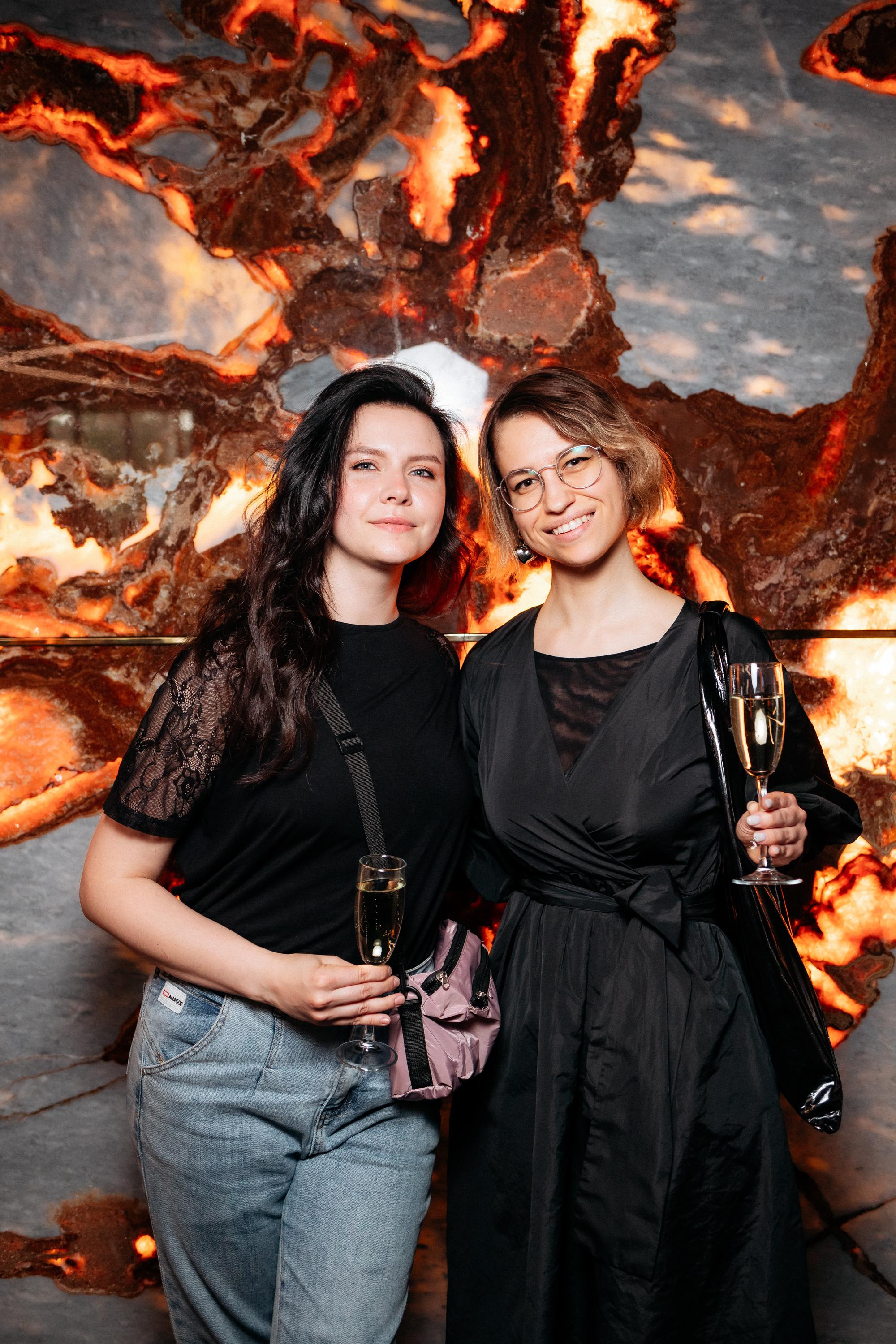 BRAVO. СВОИ. ФОТООТЧЕТЫ-СОБЫТИЯ-МЕСТА