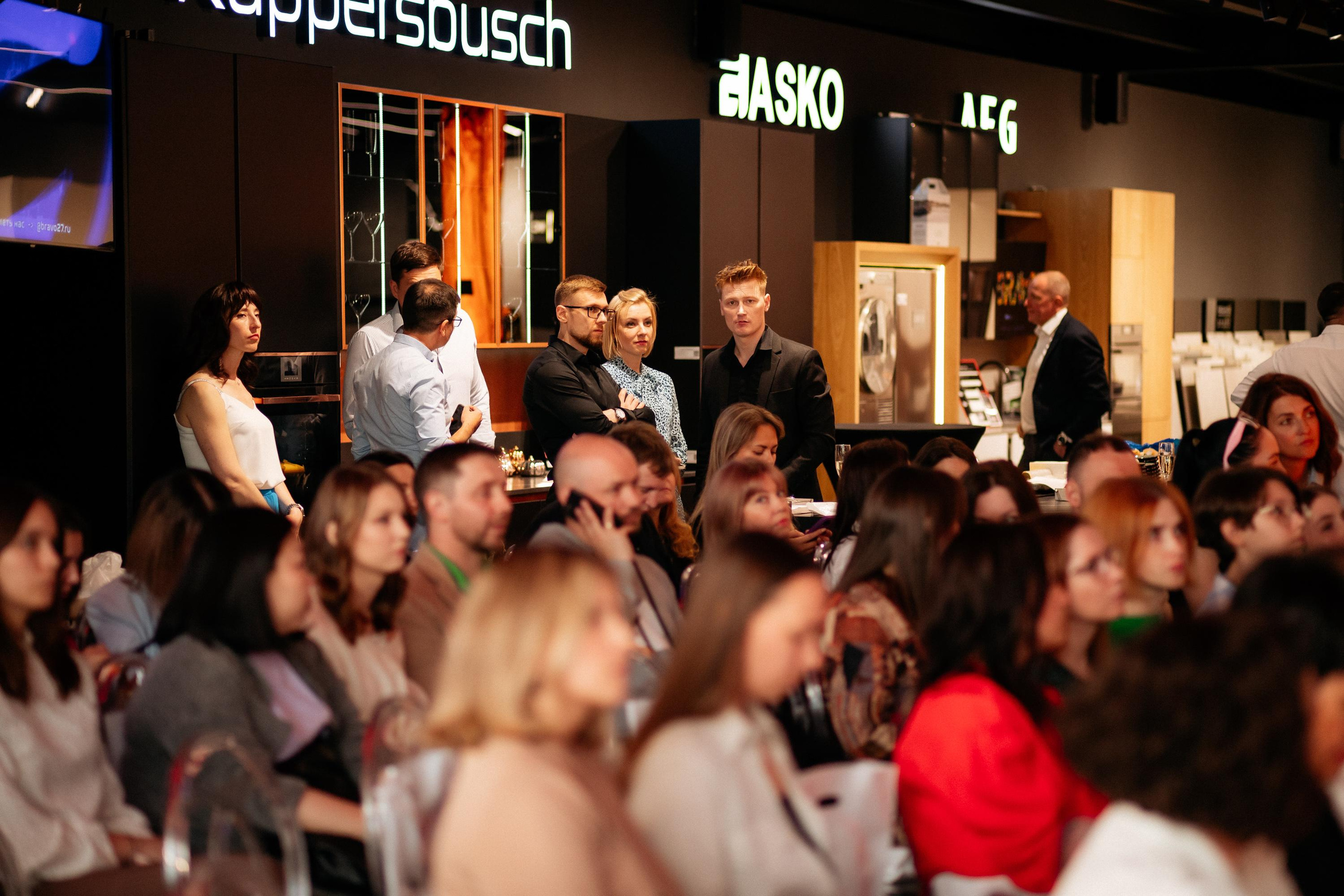 BRAVO. СВОИ. ФОТООТЧЕТЫ-СОБЫТИЯ-МЕСТА