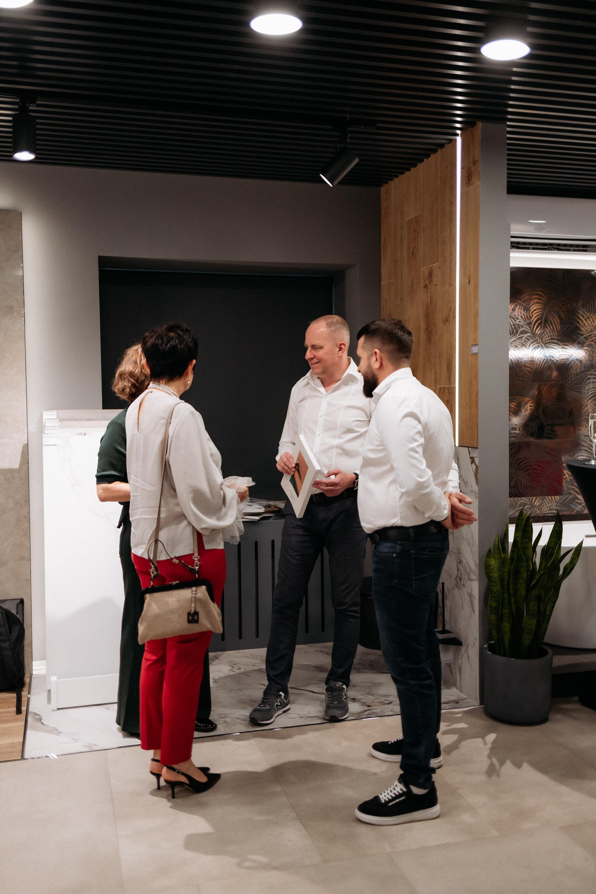 КРАН. СВОИ. ФОТООТЧЕТЫ-СОБЫТИЯ-МЕСТА