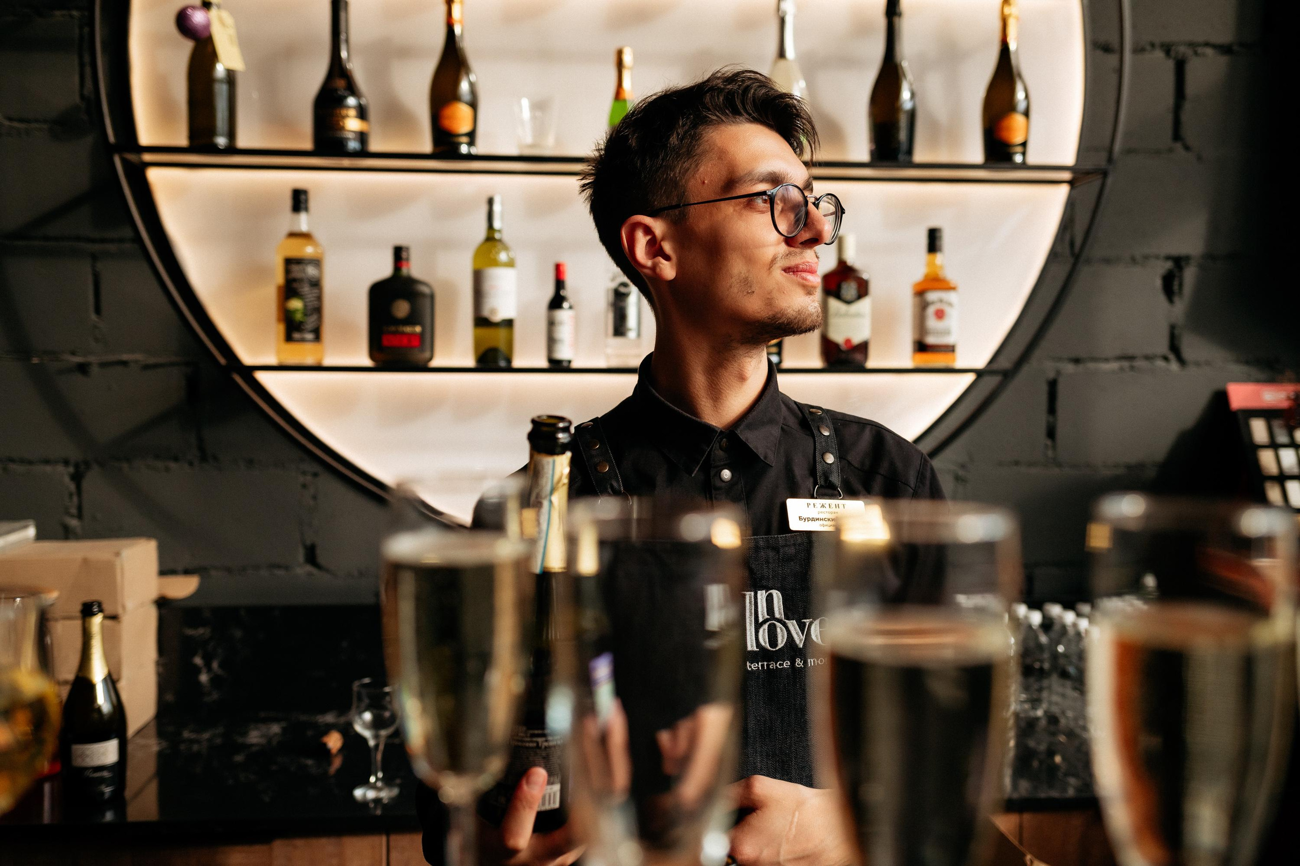 BRAVO. СВОИ. ФОТООТЧЕТЫ-СОБЫТИЯ-МЕСТА