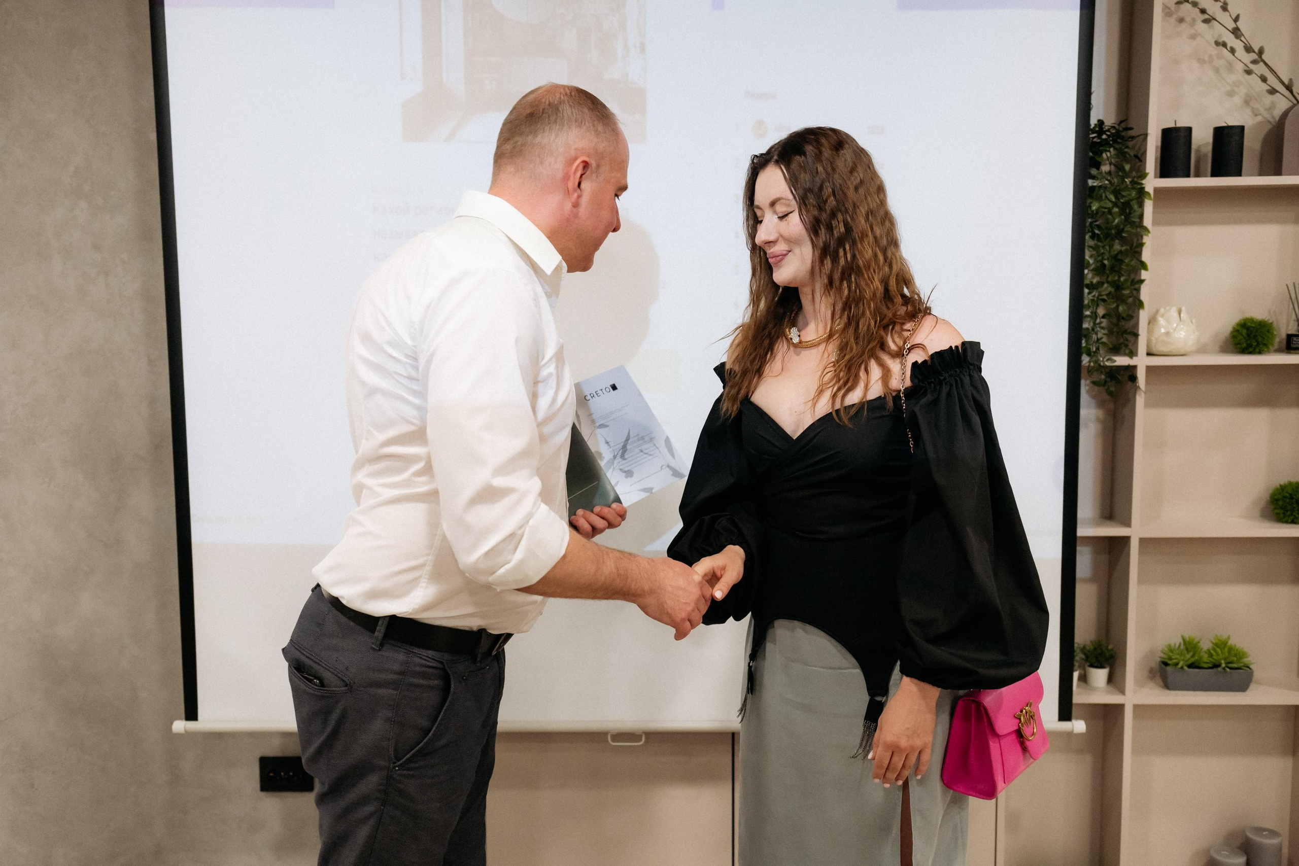 КРАН. СВОИ. ФОТООТЧЕТЫ-СОБЫТИЯ-МЕСТА