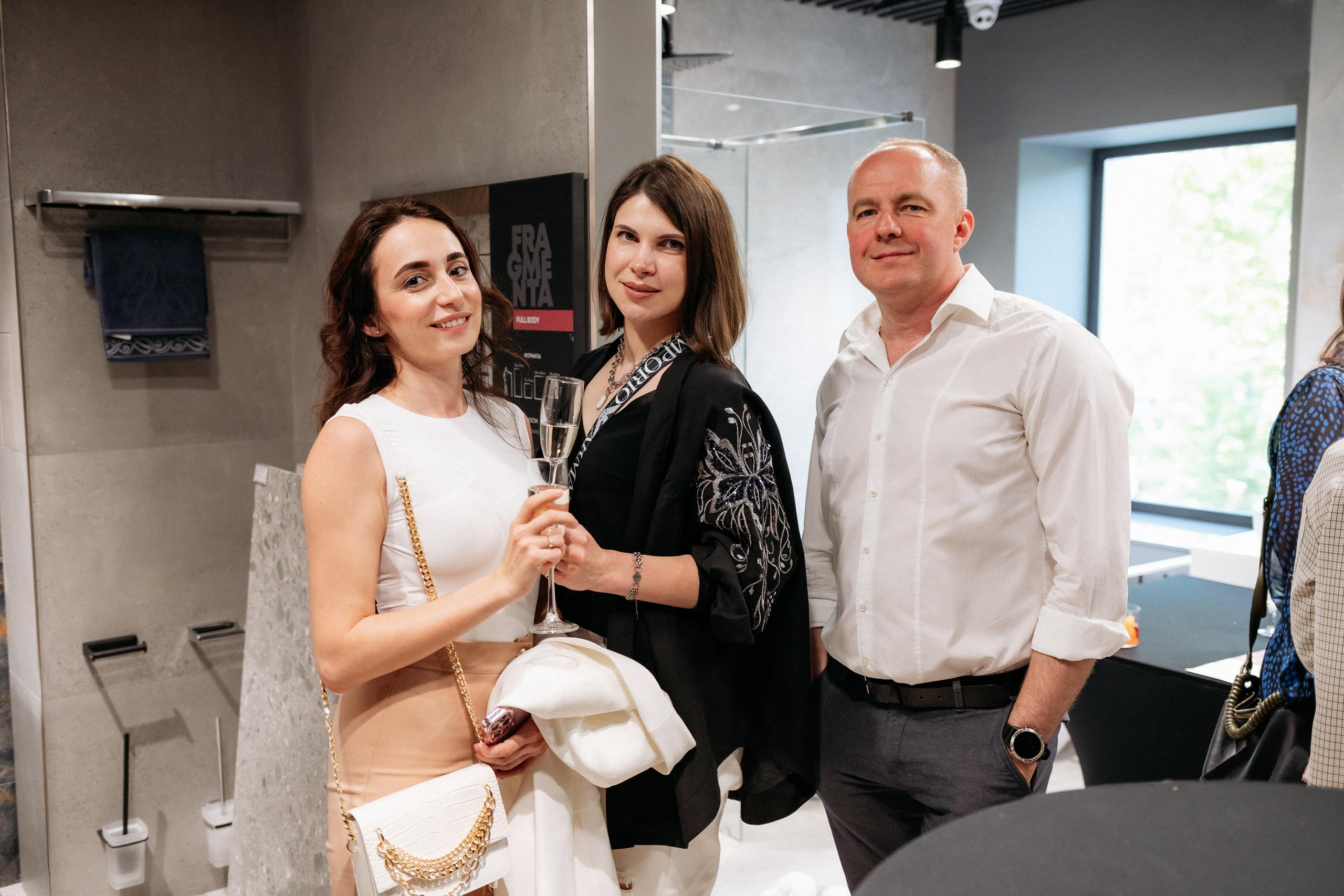 КРАН. СВОИ. ФОТООТЧЕТЫ-СОБЫТИЯ-МЕСТА