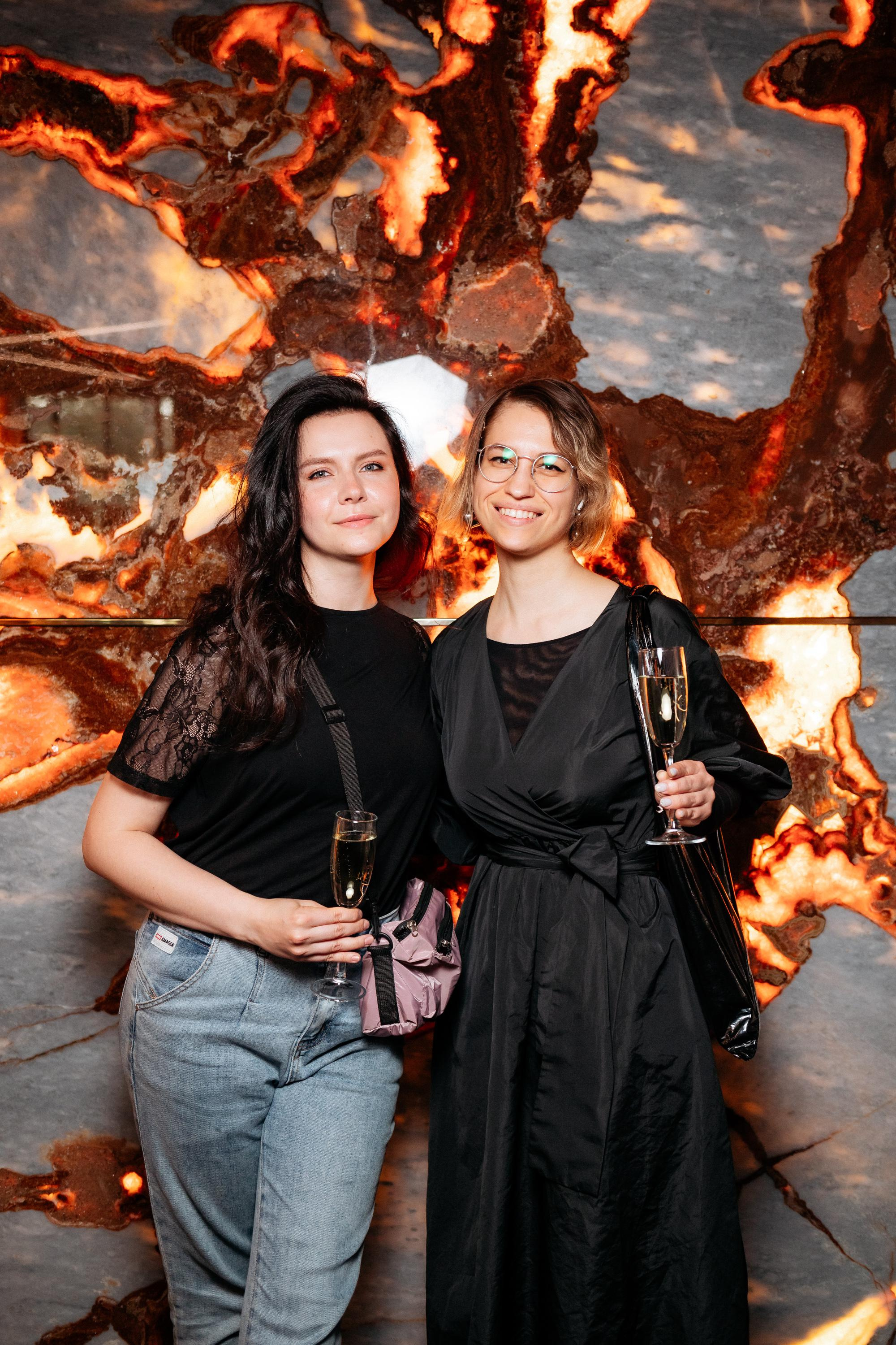 BRAVO. СВОИ. ФОТООТЧЕТЫ-СОБЫТИЯ-МЕСТА