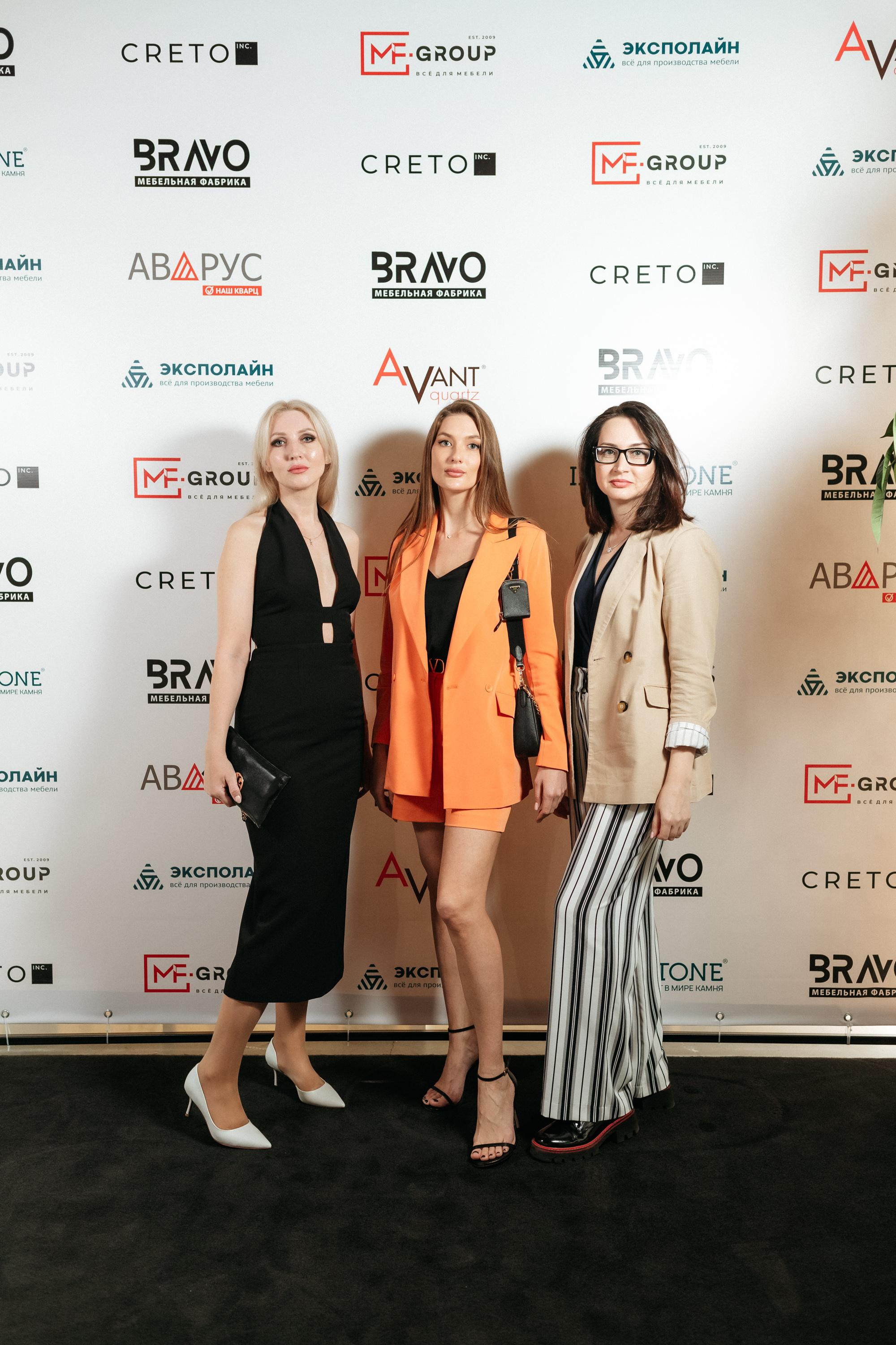 BRAVO. СВОИ. ФОТООТЧЕТЫ-СОБЫТИЯ-МЕСТА